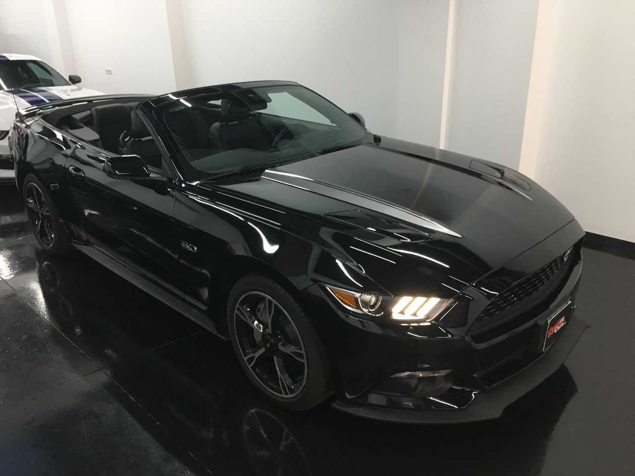 Ford Mustang 5.0 CABRIO CALIFORNIA SPECIAL  - Foto 8