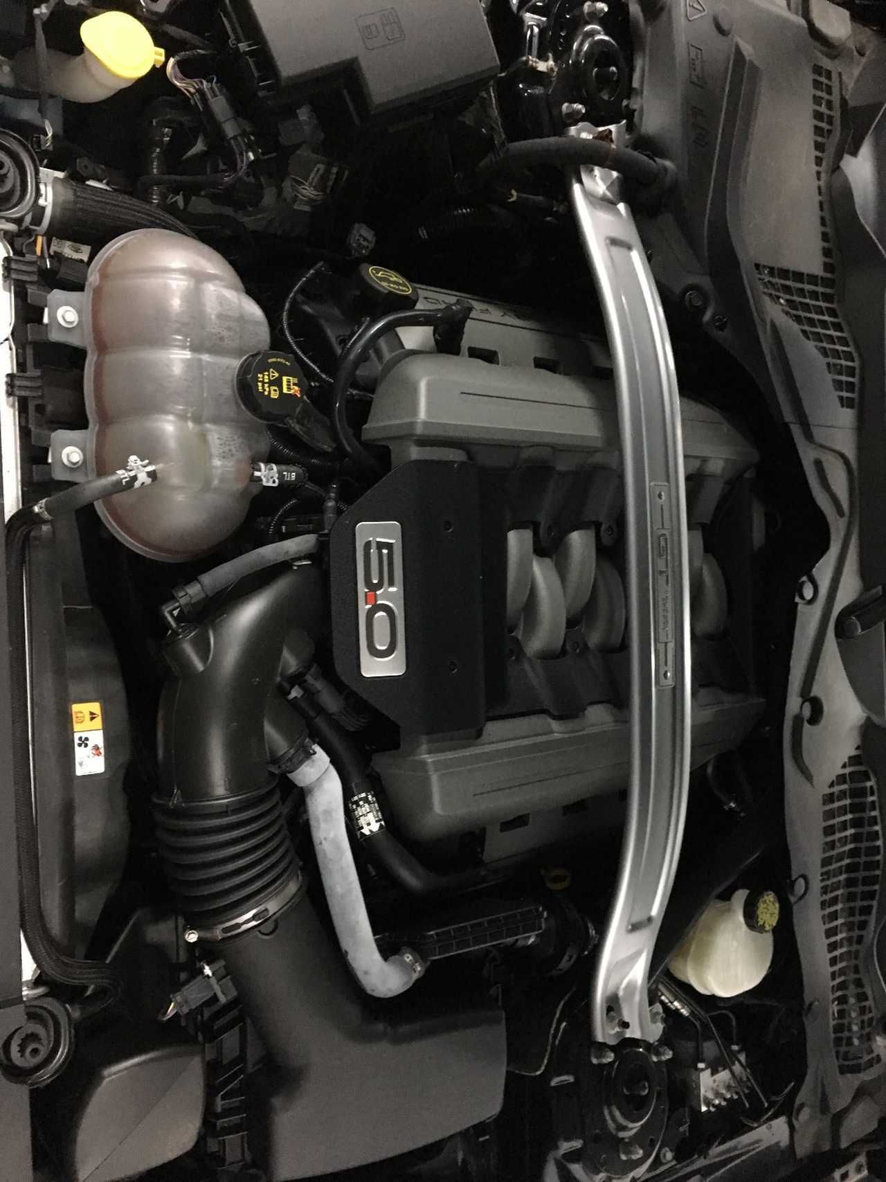 Ford Mustang 5.0 CABRIO CALIFORNIA SPECIAL  - Foto 16