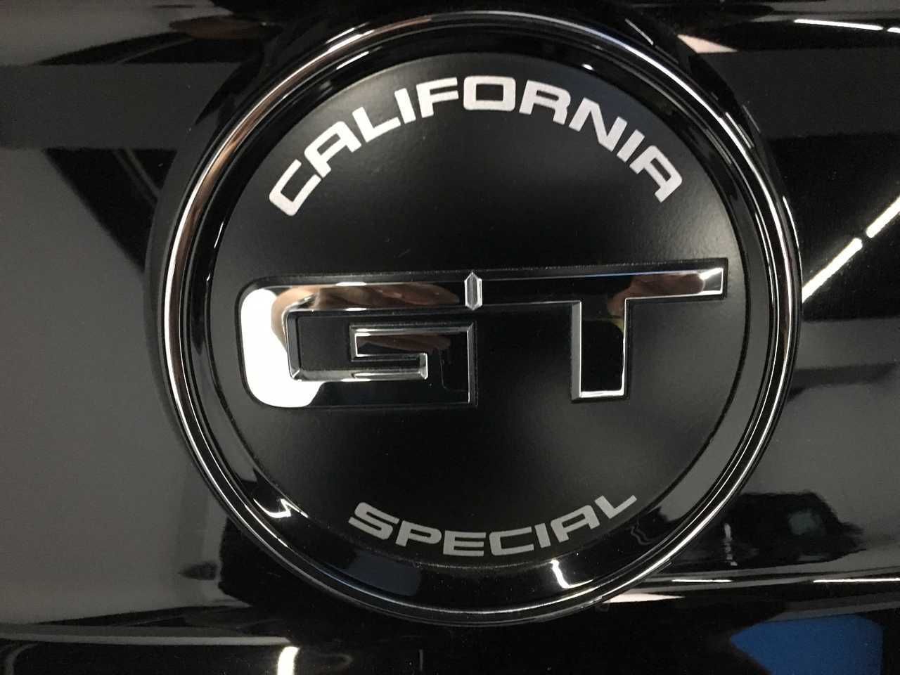 Ford Mustang 5.0 CABRIO CALIFORNIA SPECIAL  - Foto 15