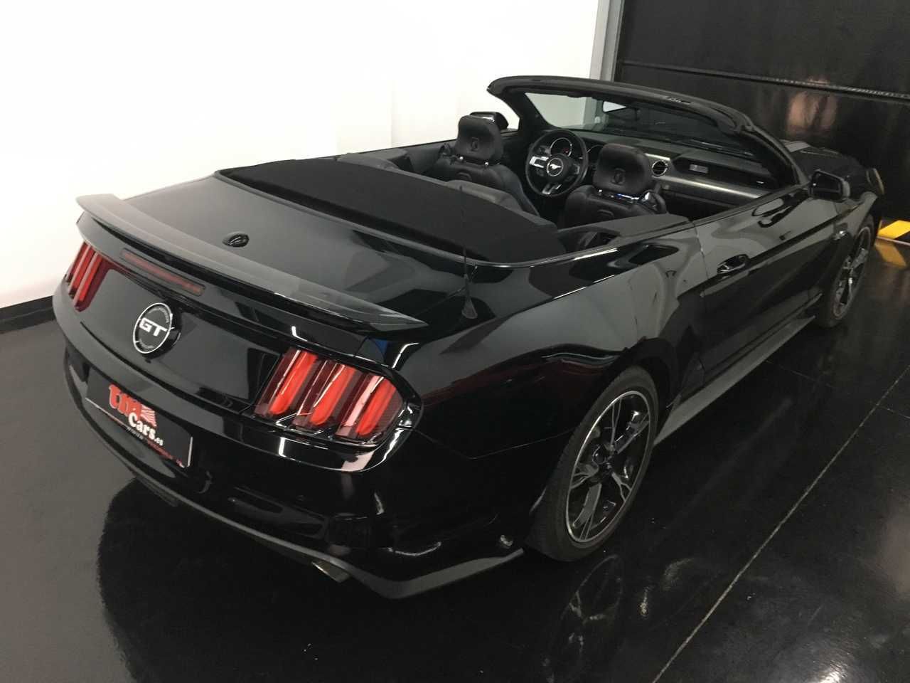 Ford Mustang 5.0 CABRIO CALIFORNIA SPECIAL  - Foto 9