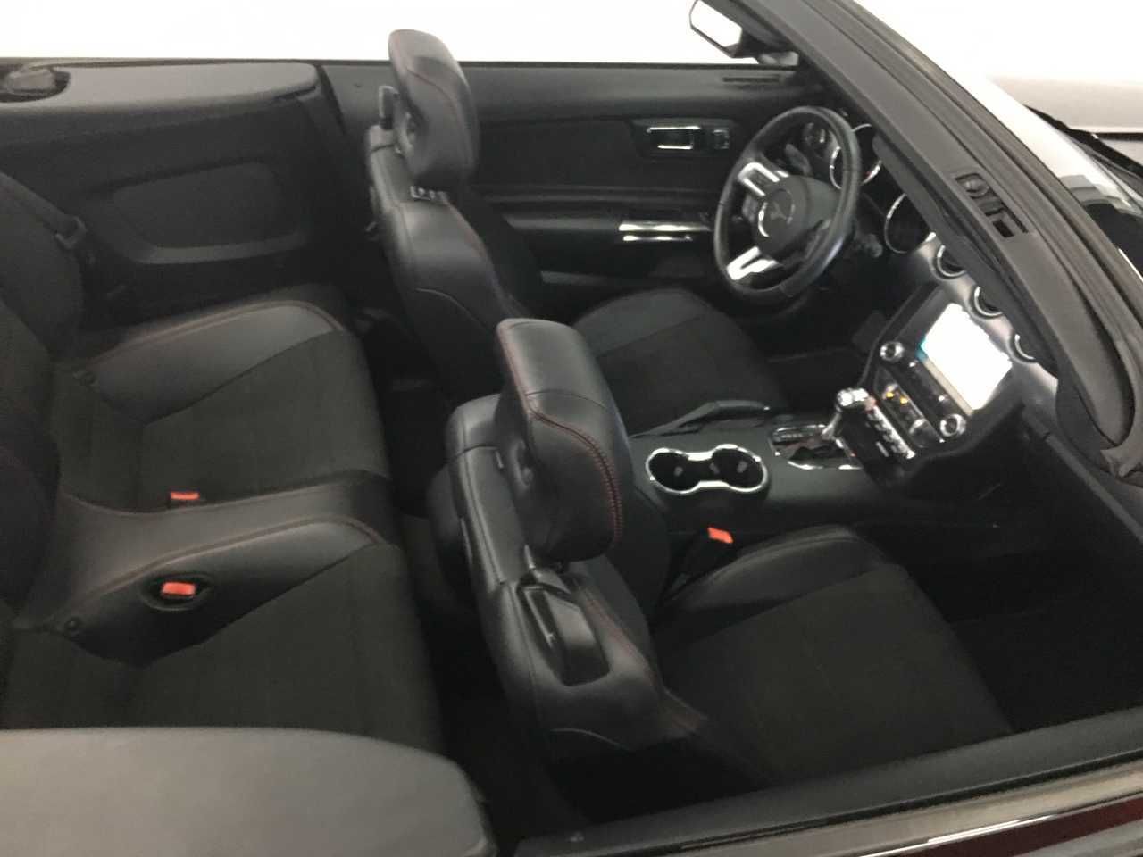 Ford Mustang 5.0 CABRIO CALIFORNIA SPECIAL  - Foto 12
