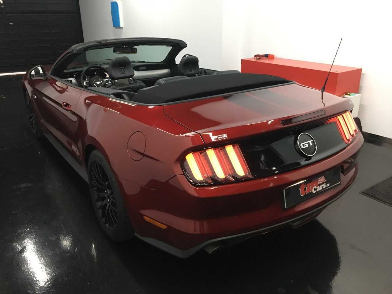 Ford Mustang 5.O CONVERTIBLE  - Foto 11