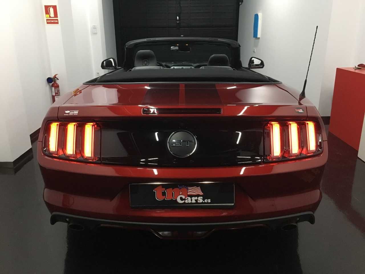Ford Mustang 5.O CONVERTIBLE  - Foto 9