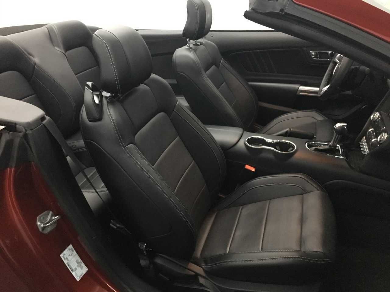 Ford Mustang 5.O CONVERTIBLE  - Foto 15