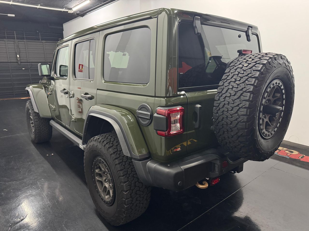 Jeep Wrangler Rubicon Hemi 392  - Foto 5