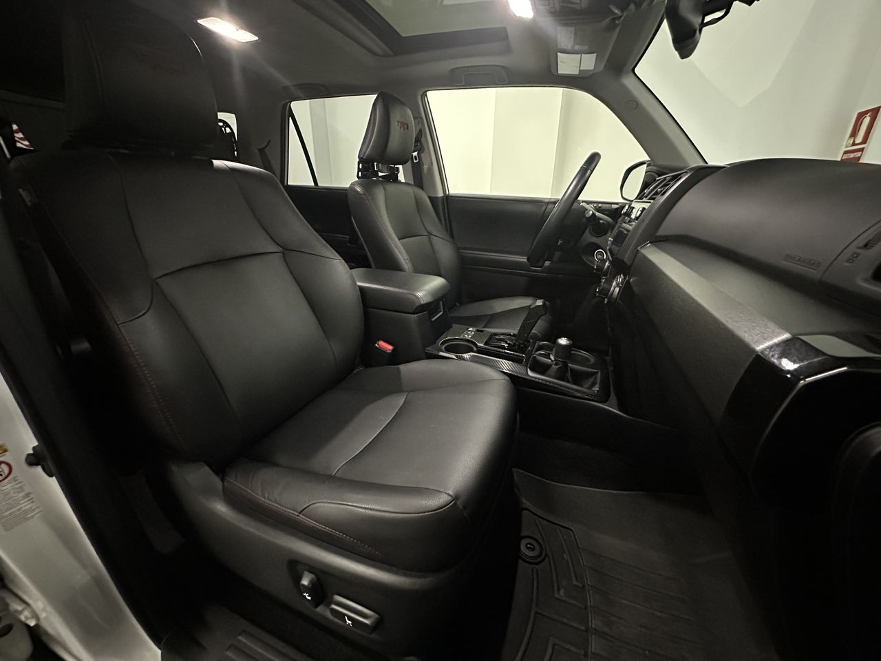 Toyota 4Runner TRD OFF ROAD - Foto 10