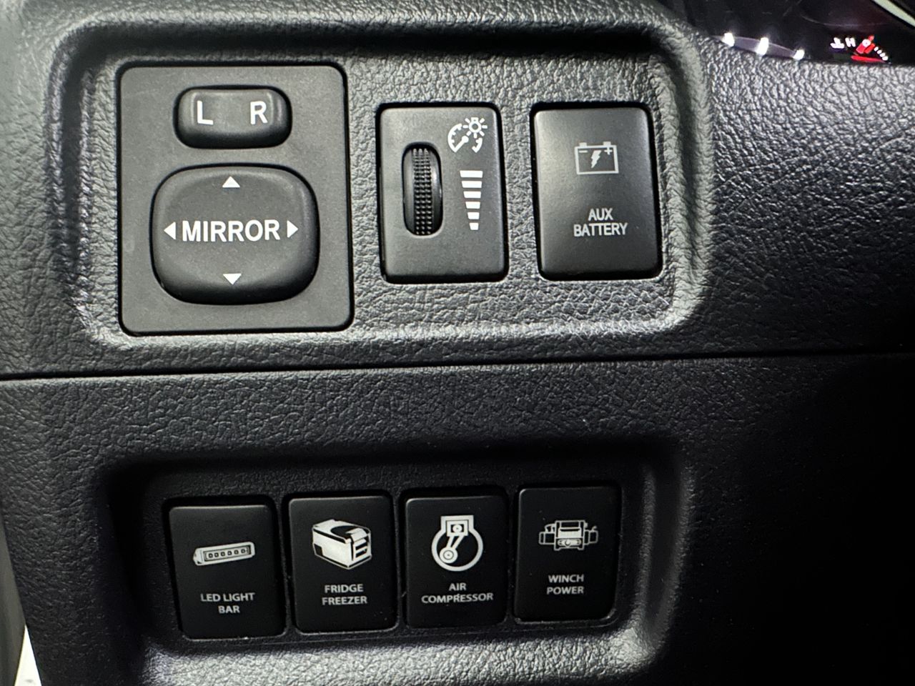 Toyota 4Runner TRD OFF ROAD - Foto 15