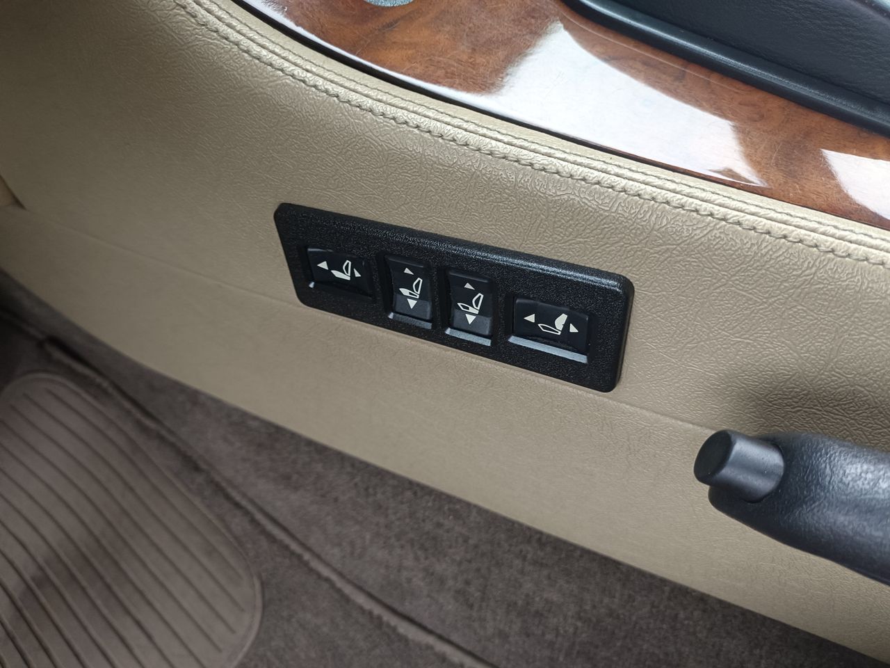 Jaguar XJ SOVERING 4.0 V6 234cv OFERTA AUTOMOBILE`25   VEHÍCULO EN CESIÓN DE VENTA. - Foto 22