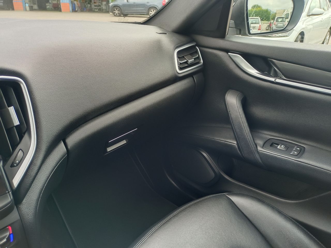 Maserati Ghibli Granlusso V6 275 HP D RWD SUPER OFERTA HASTA FINAL DE MES ANTES 36900€ - Foto 23