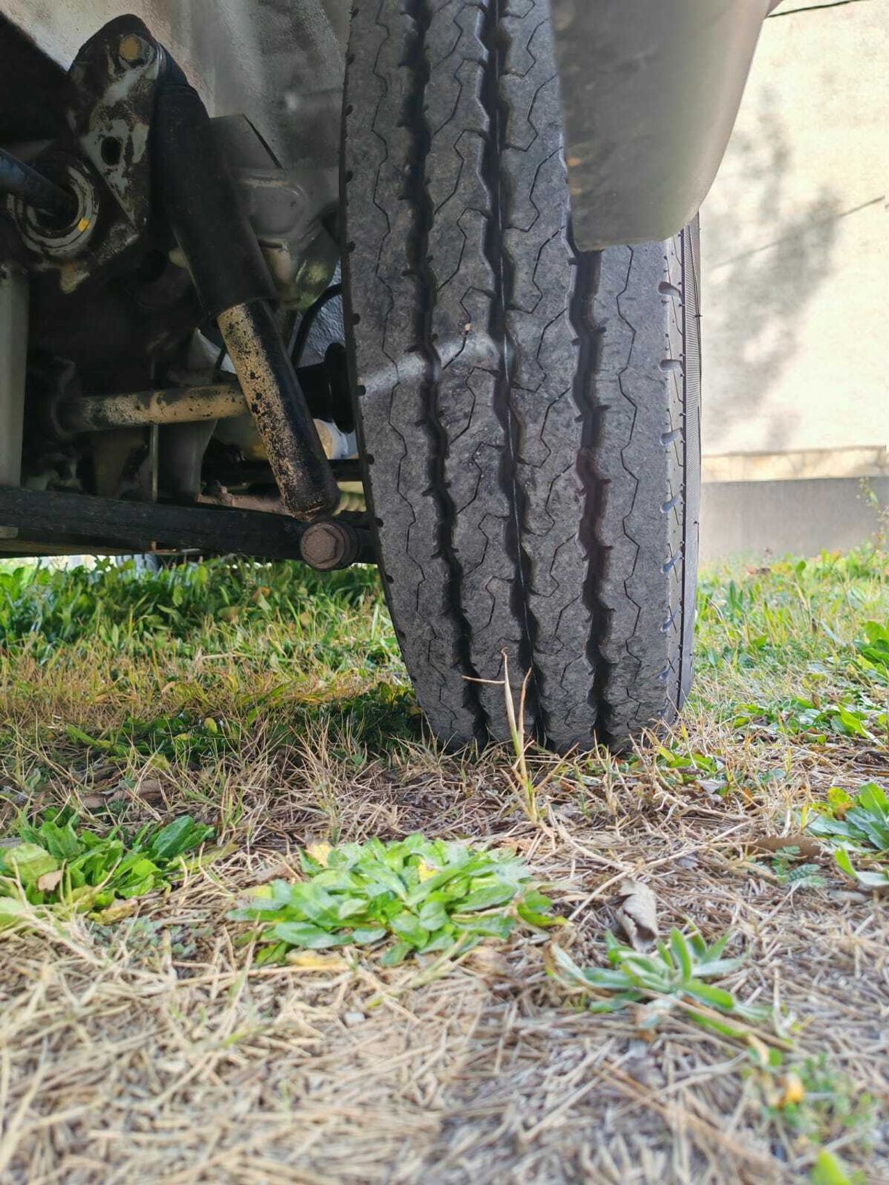 Mercedes 100D ES UNA MB 120 - foto 47