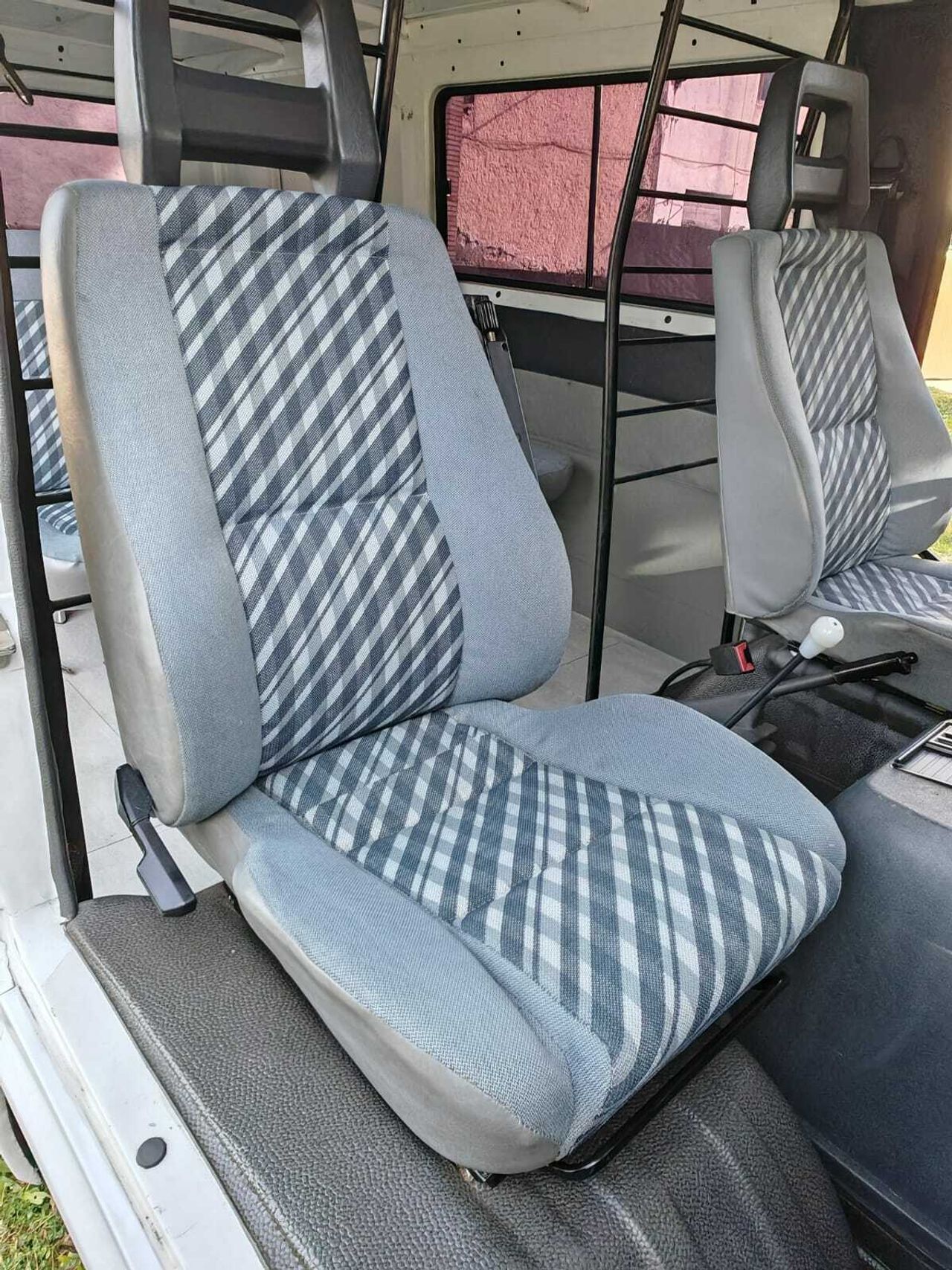 Mercedes 100D ES UNA MB 120 - foto 42