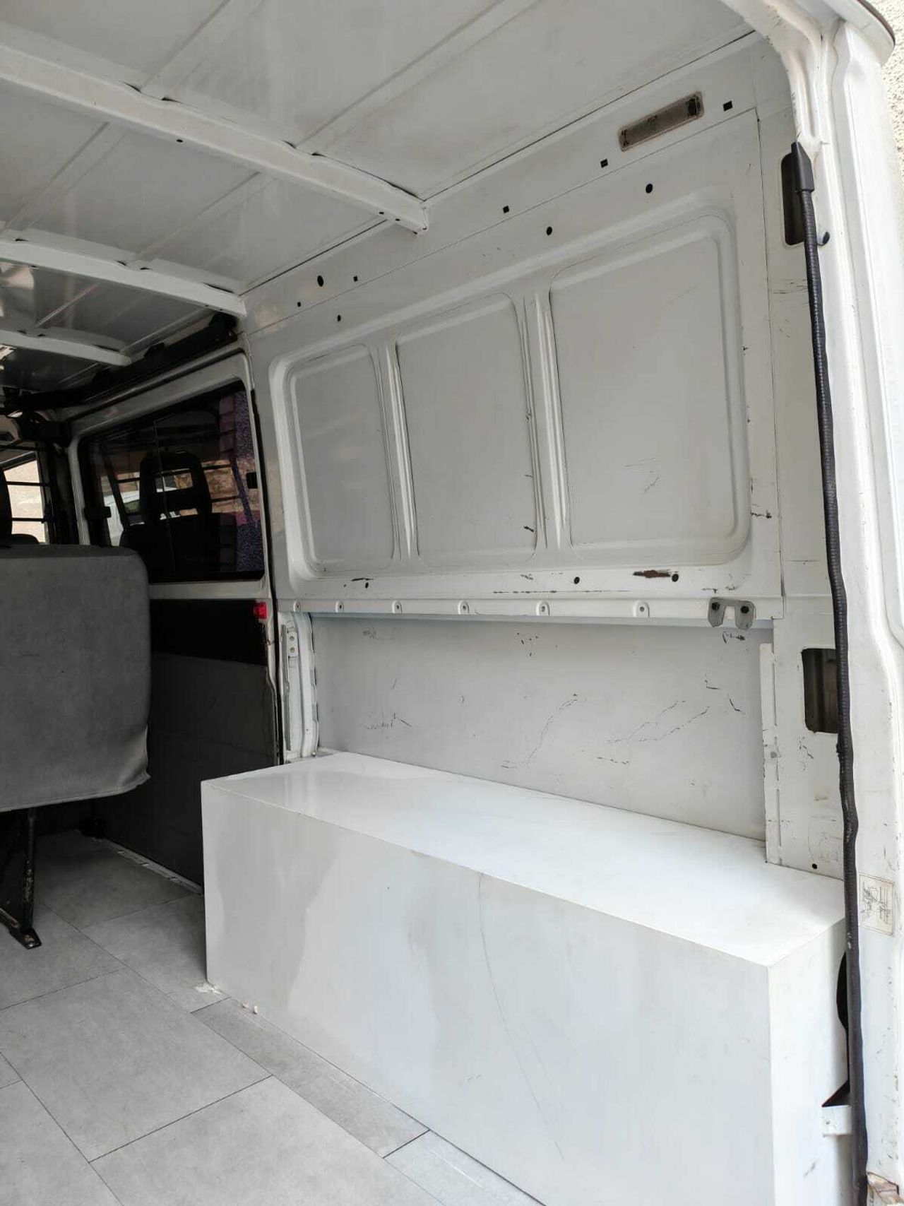 Mercedes 100D ES UNA MB 120 - foto 51