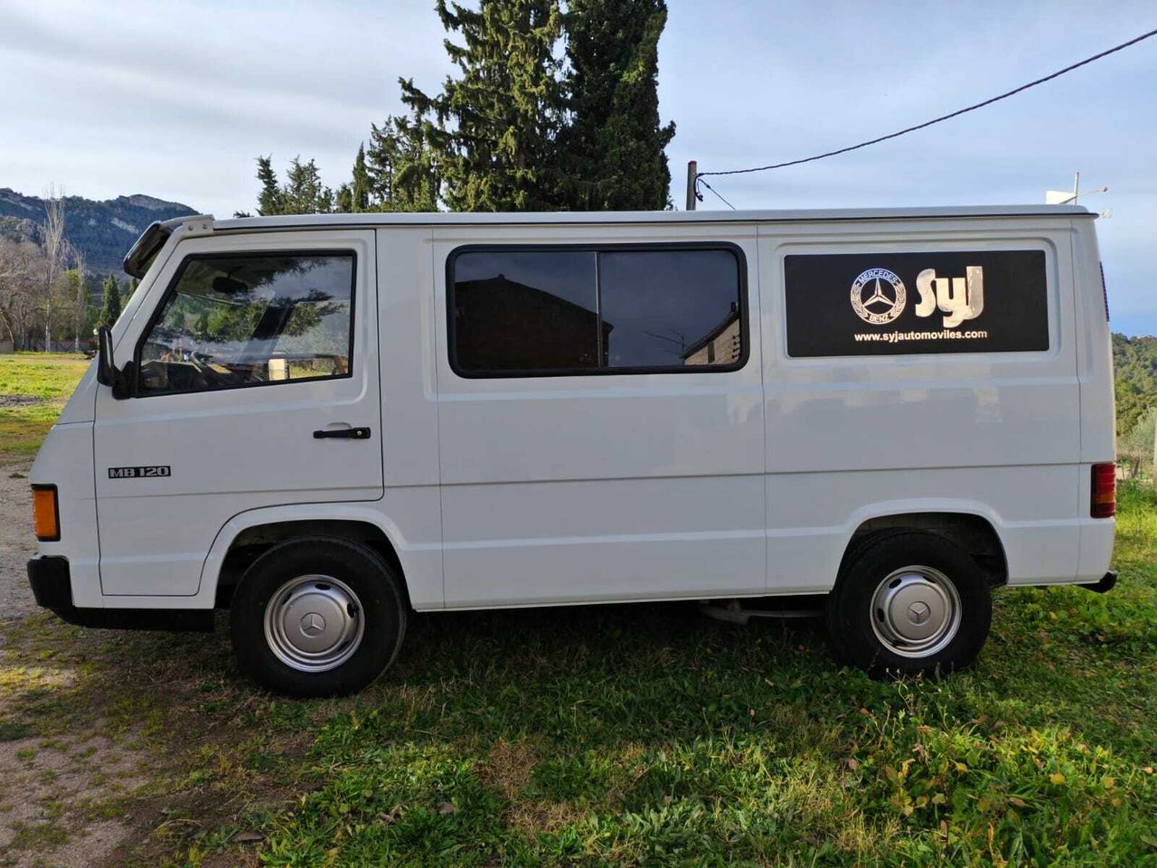 Mercedes 100D ES UNA MB 120 - foto 15