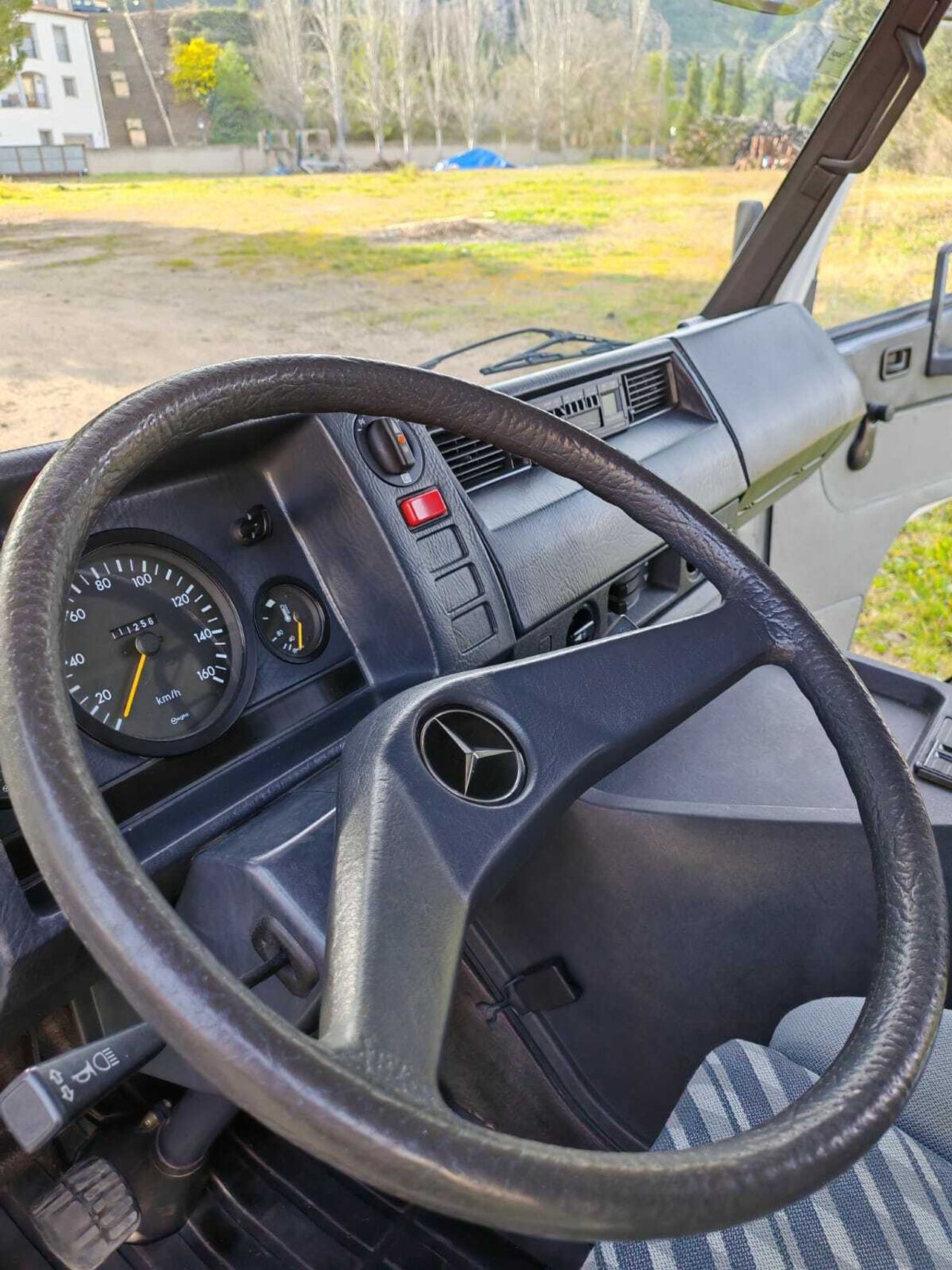 Mercedes 100D ES UNA MB 120 - foto 4