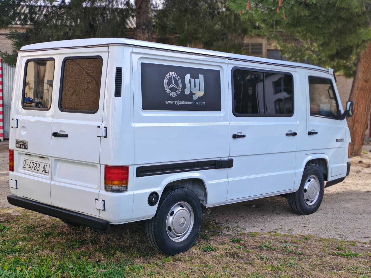 Mercedes 100D ES UNA MB 120 - foto 2