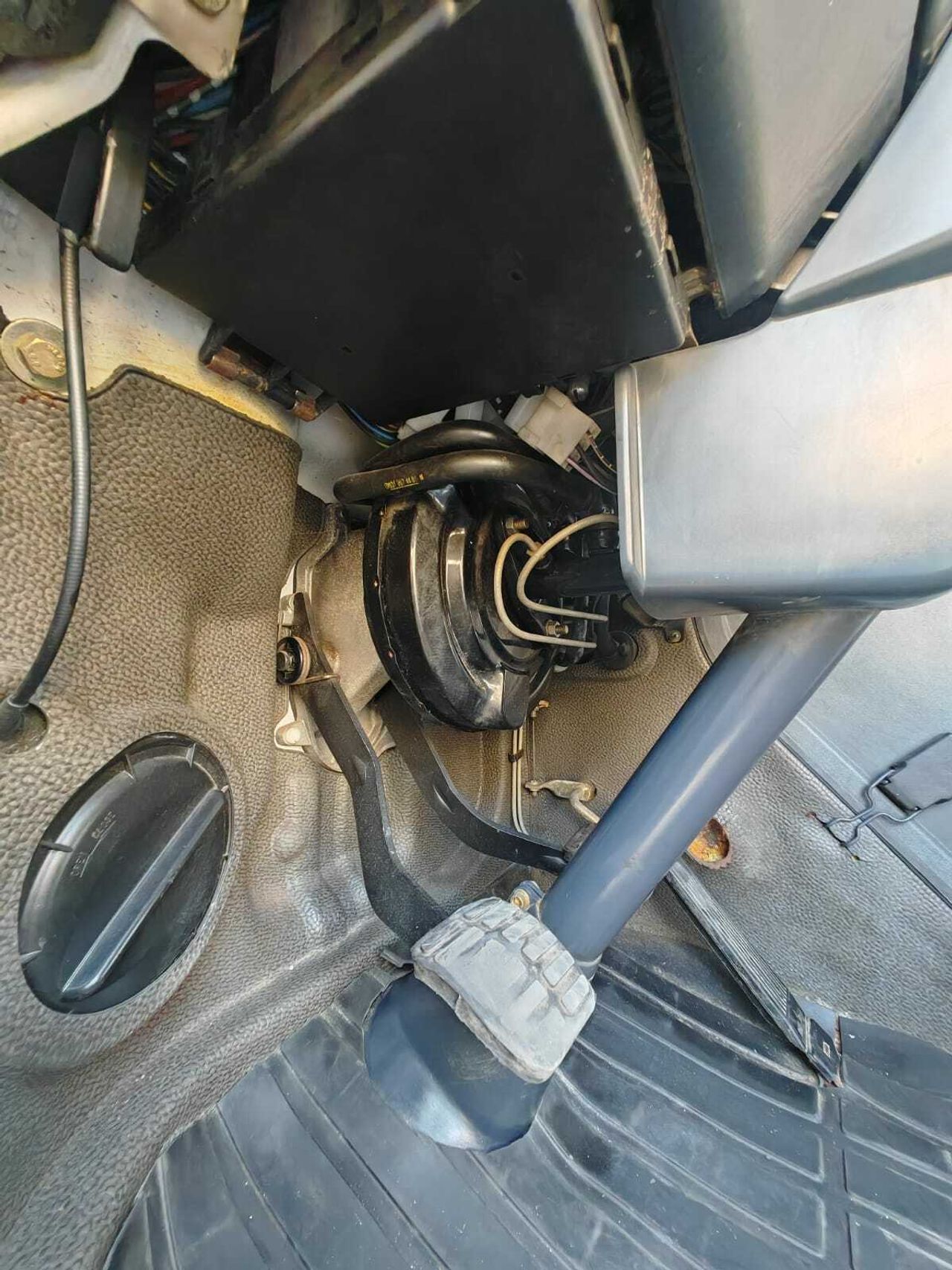 Mercedes 100D ES UNA MB 120 - foto 35