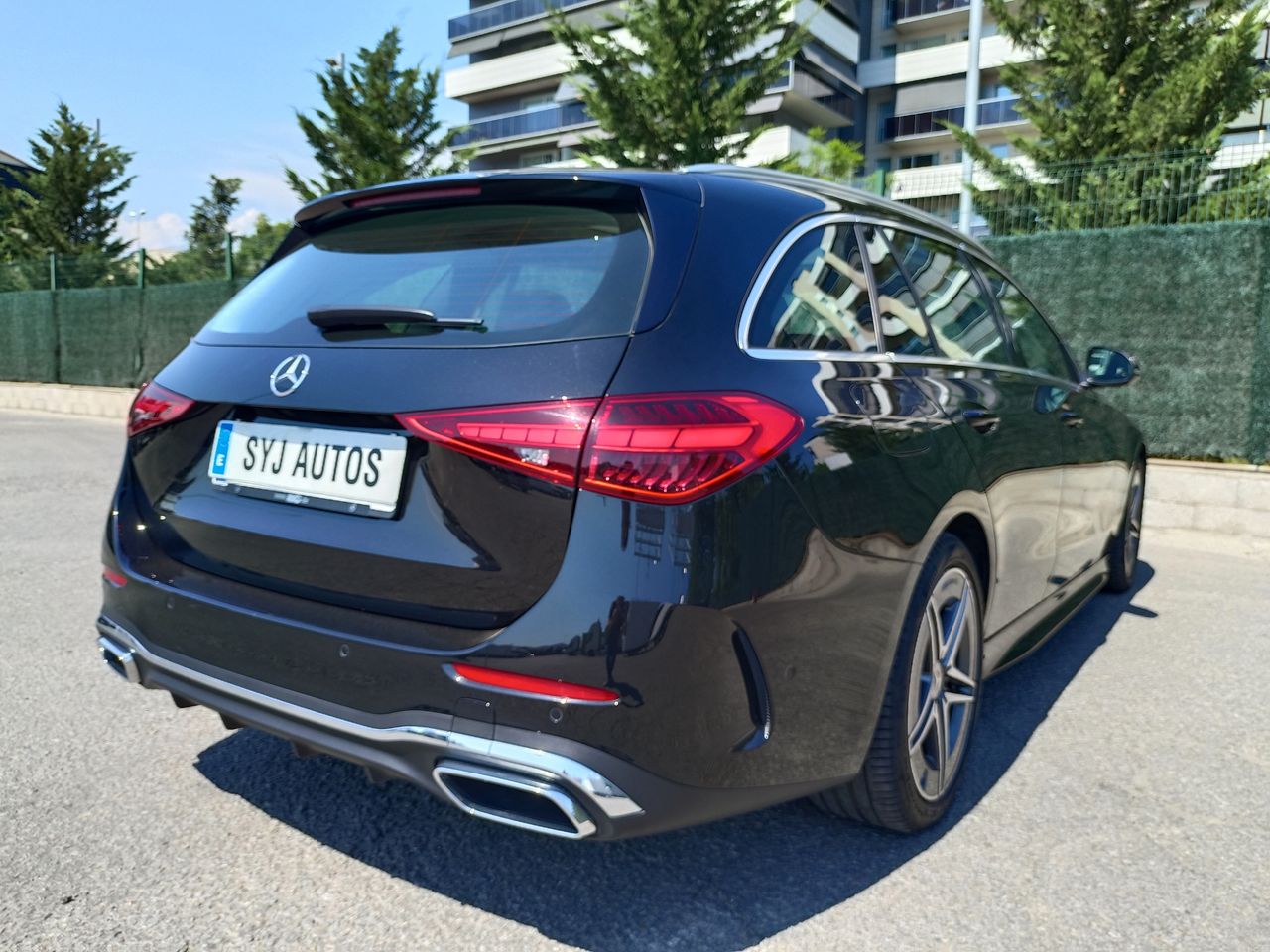 Mercedes Clase C 220d 9-TRONIC AMG LINE PREMIUM PLUS SUPER OFERTA HASTA FINAL DE MES ANTES 39900€ - Foto 3