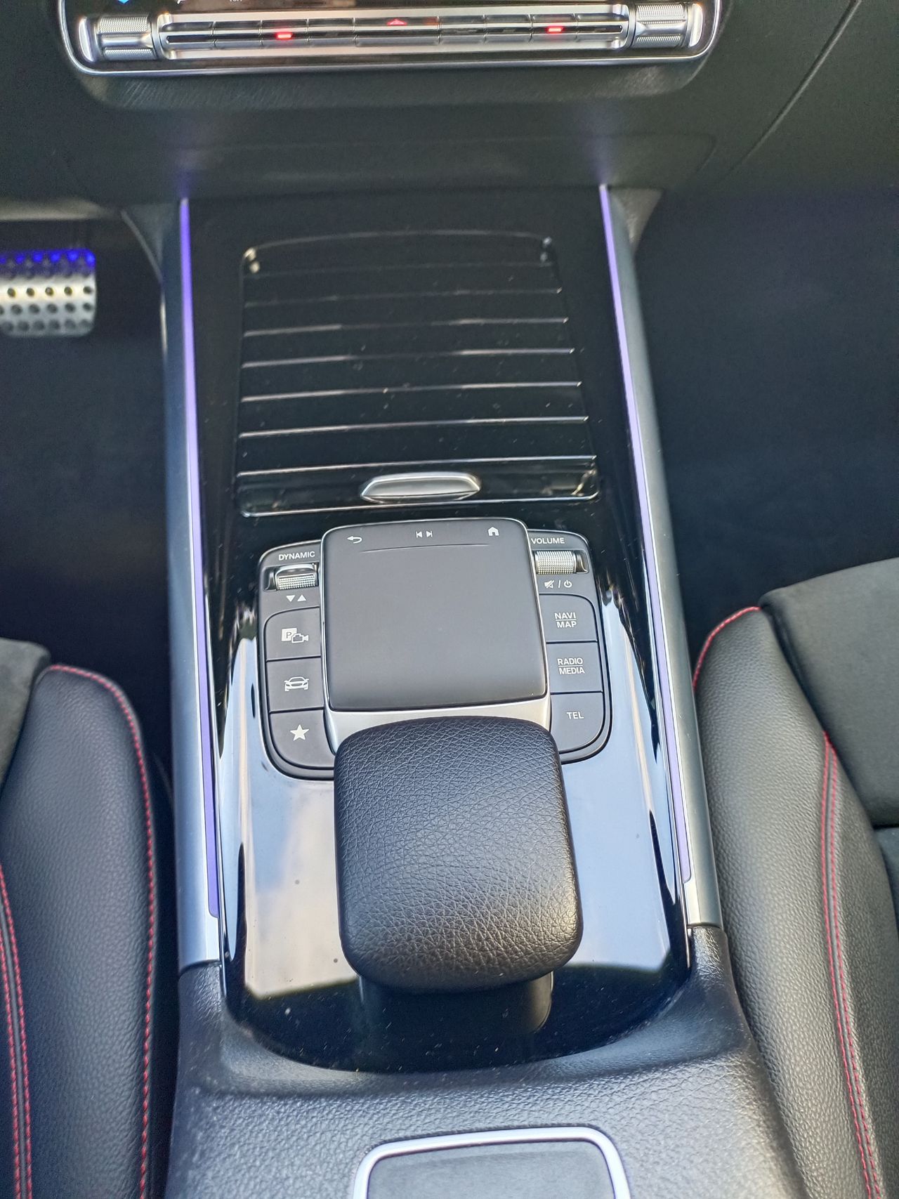 Mercedes GLA 200d AMG LINE. 150cv  - Foto 17