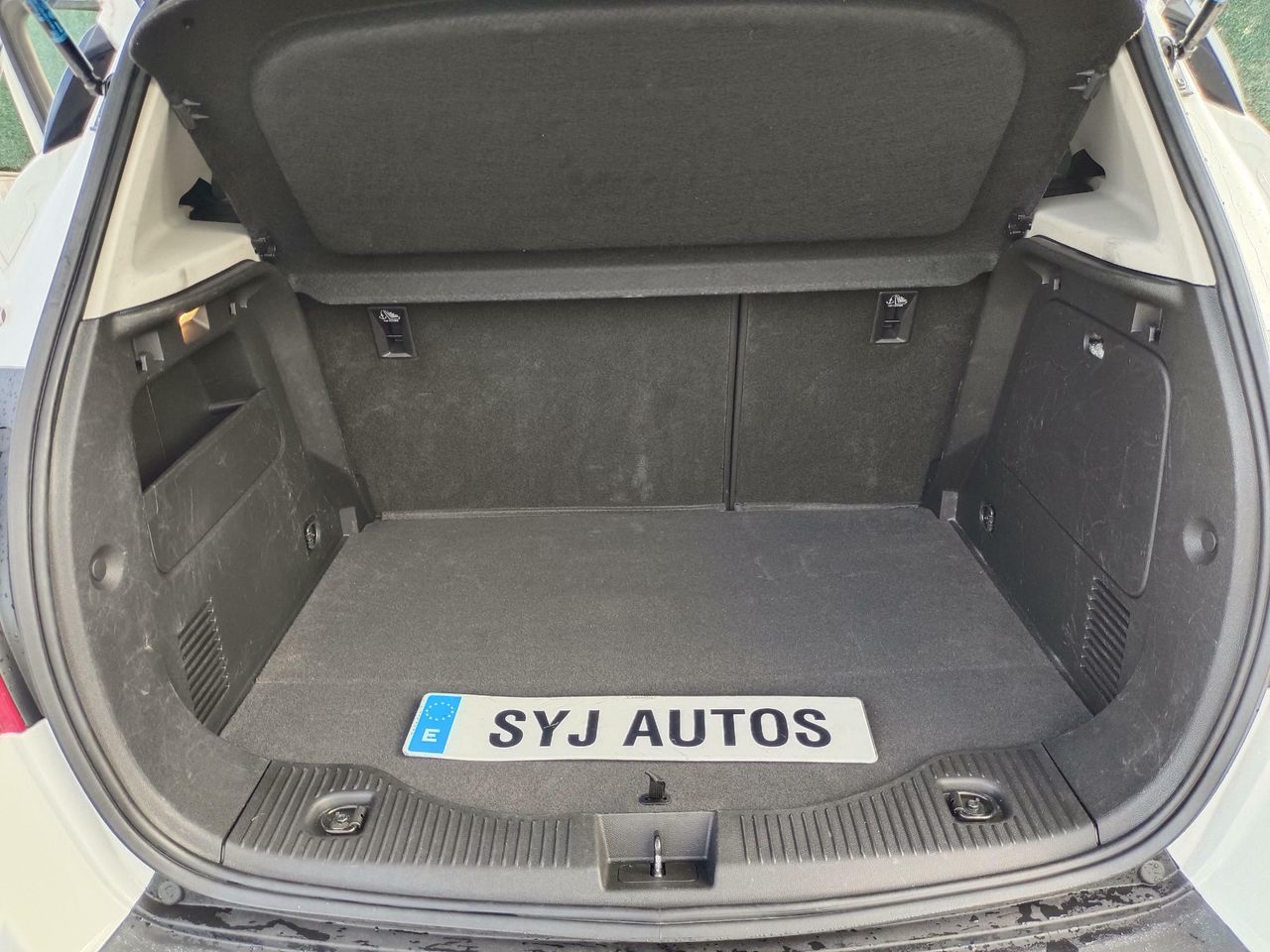 Opel Mokka 1.6 CDTi 4X2 Excellence Auto  - Foto 24