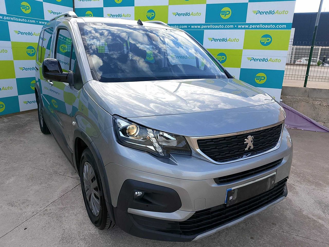 Peugeot Rifter ALLURE BUSINESS STANDAR BHDI 100