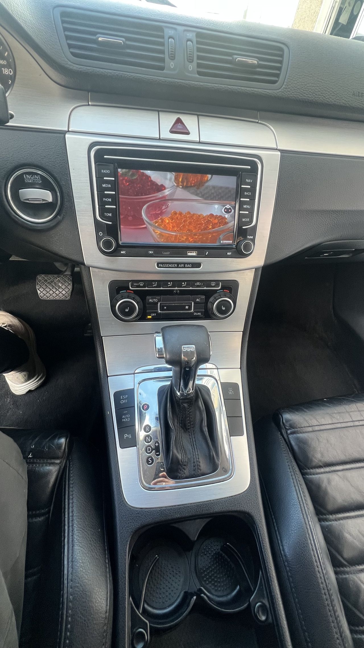 Volkswagen Passat 2.0tdi 140cv - foto 14