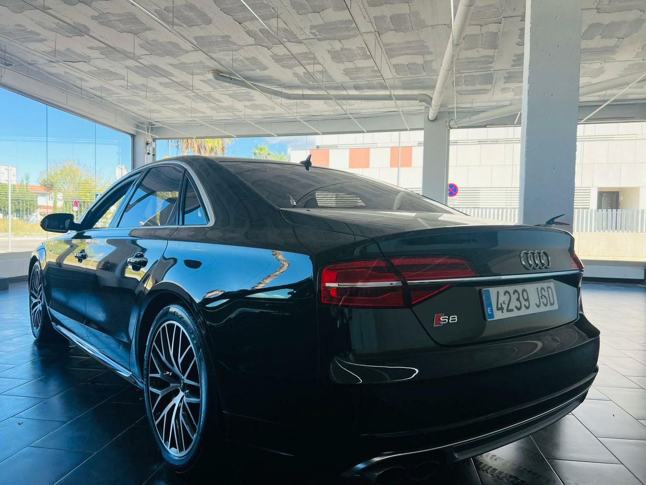 Audi S8 S-LINE   4.0 TFSI quattro Tiptronic - foto 4