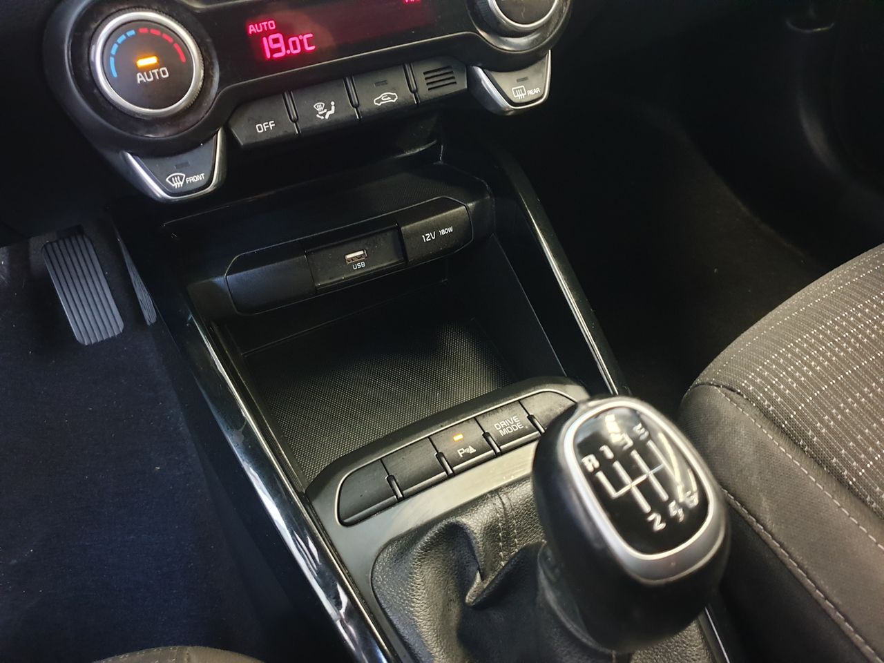 Kia Stonic 1.0 Tgdi Mhev Drive  - Foto 12