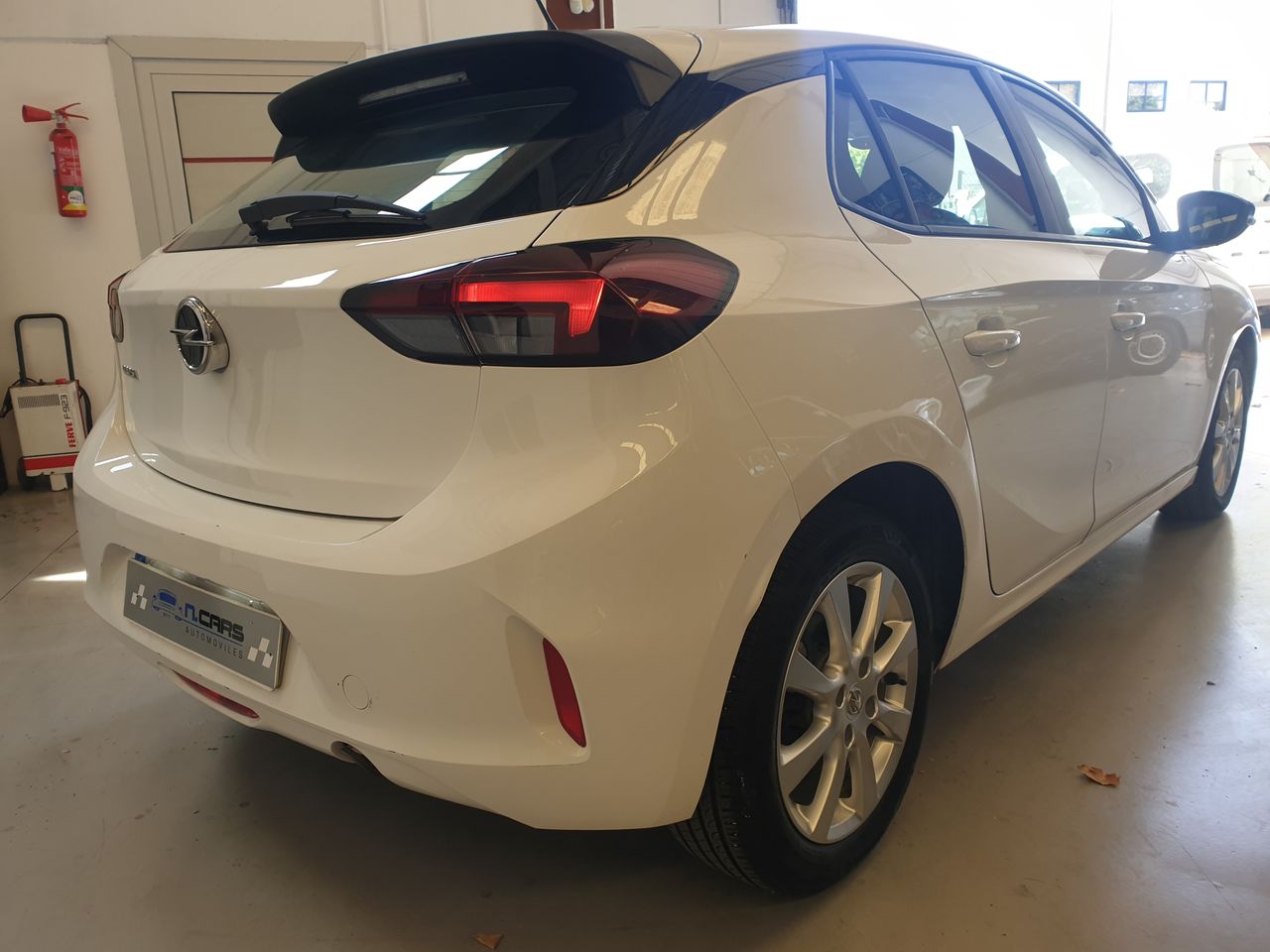 Opel Corsa 1.5D Dt Edition  - Foto 5