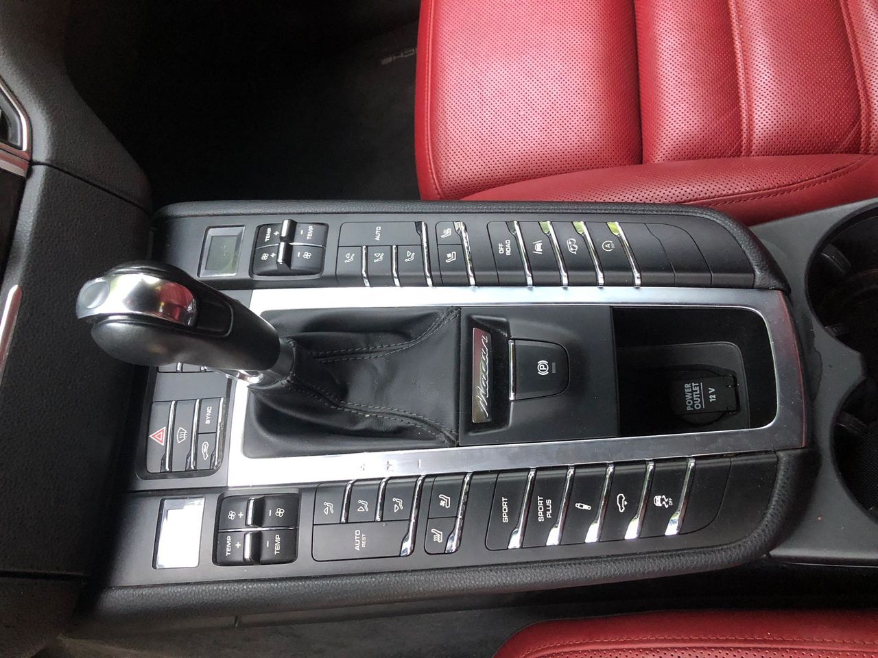 Porsche Macan PORSCHE MACAN TURBO - foto 15