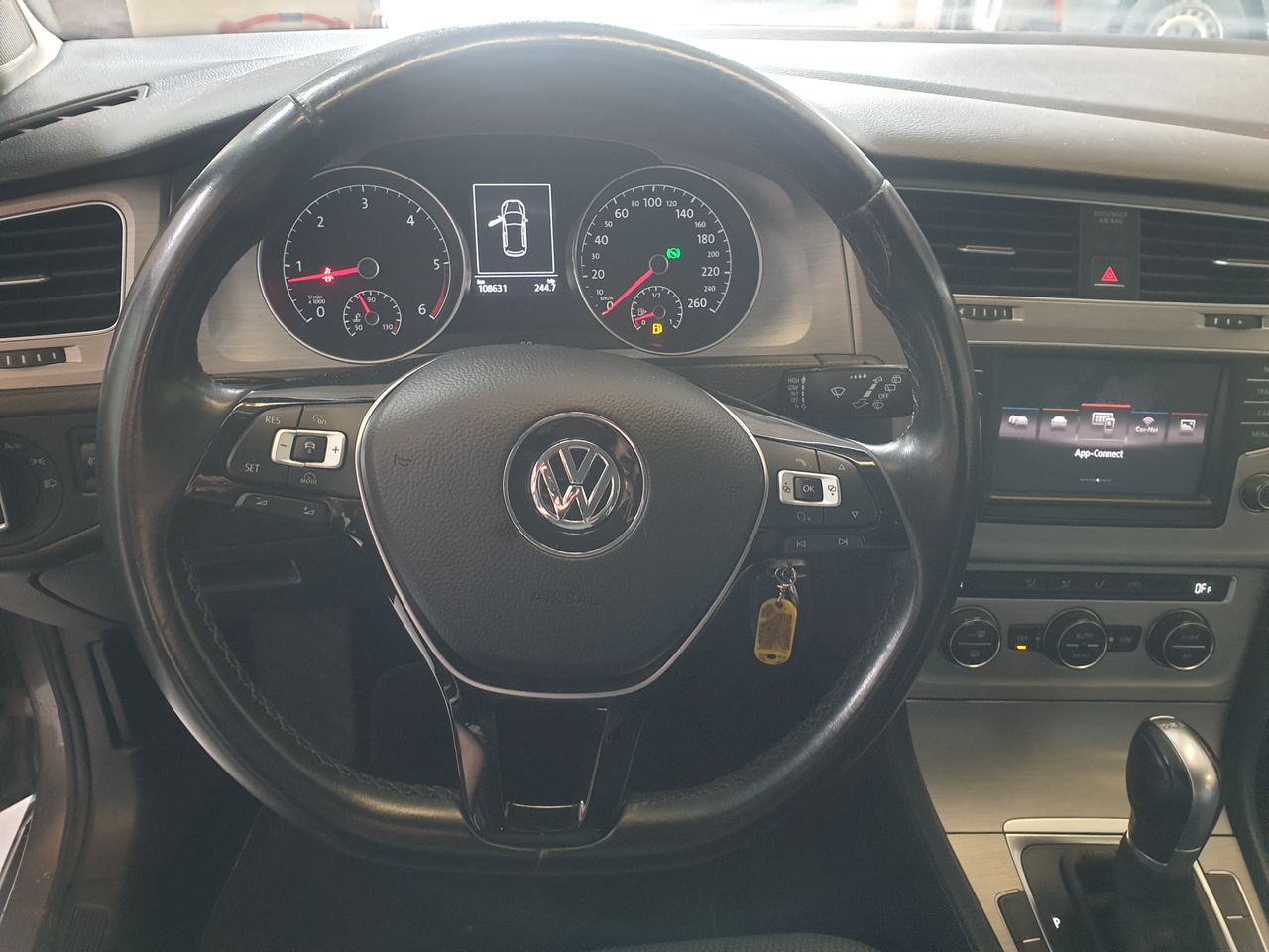 Volkswagen Golf Advance 1.6 Tdi BMT DSG  - Foto 9