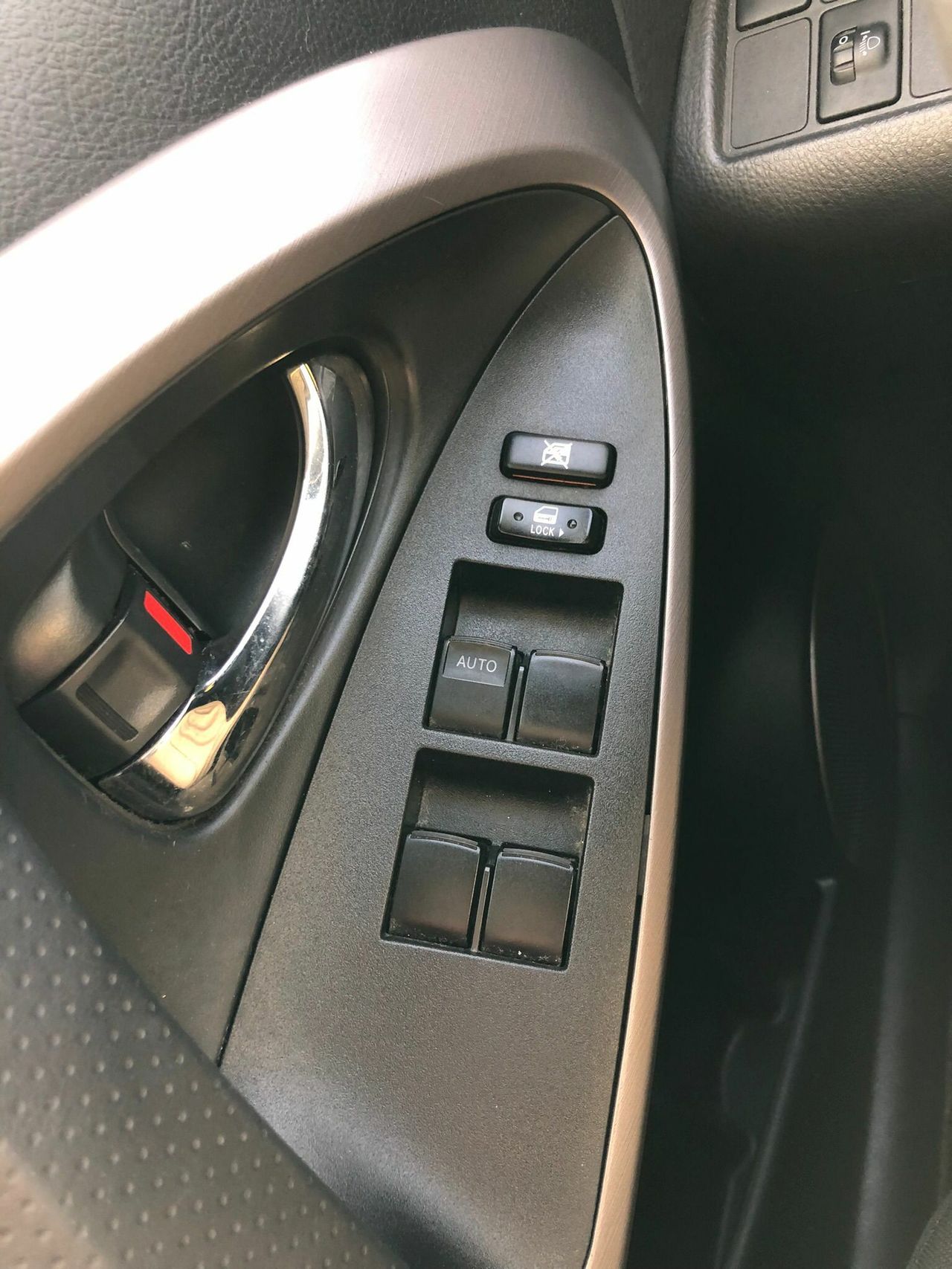 Toyota Rav4 2.2 D-CAT 177 cv  - Foto 10