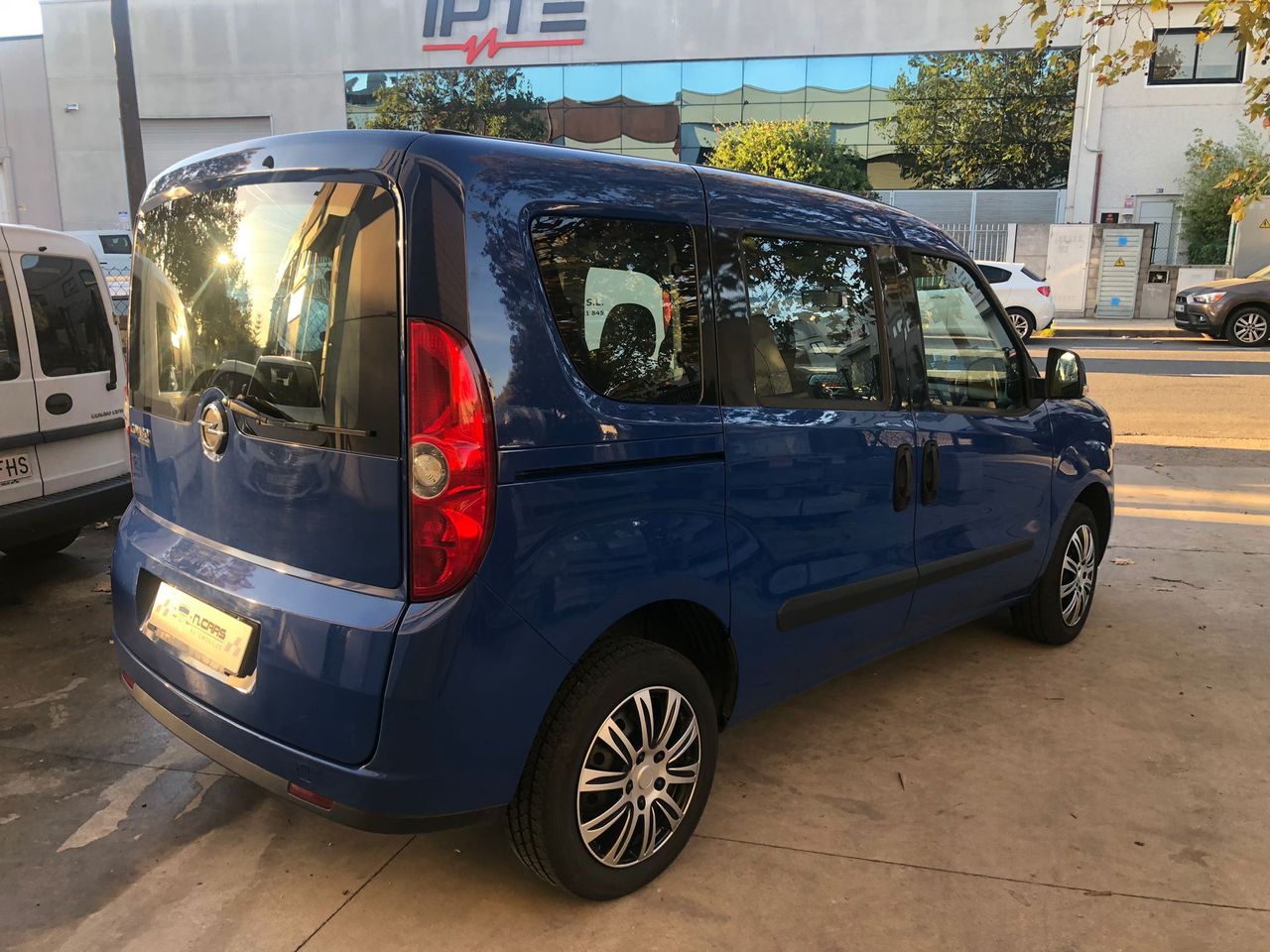 Opel Combo opel combo 1.4i   - Foto 4