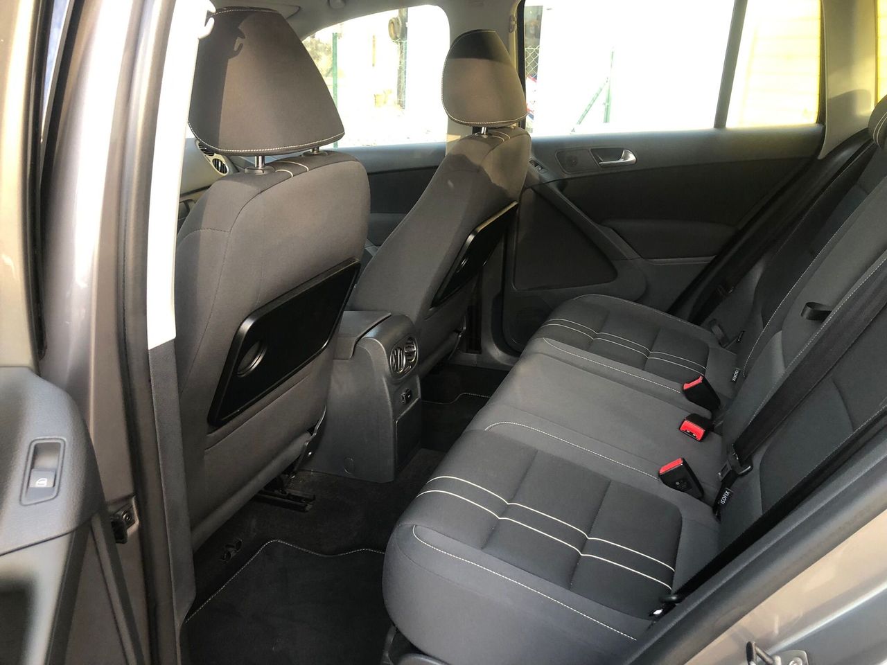 Volkswagen Tiguan 1.4 i 122 cv - Foto 8