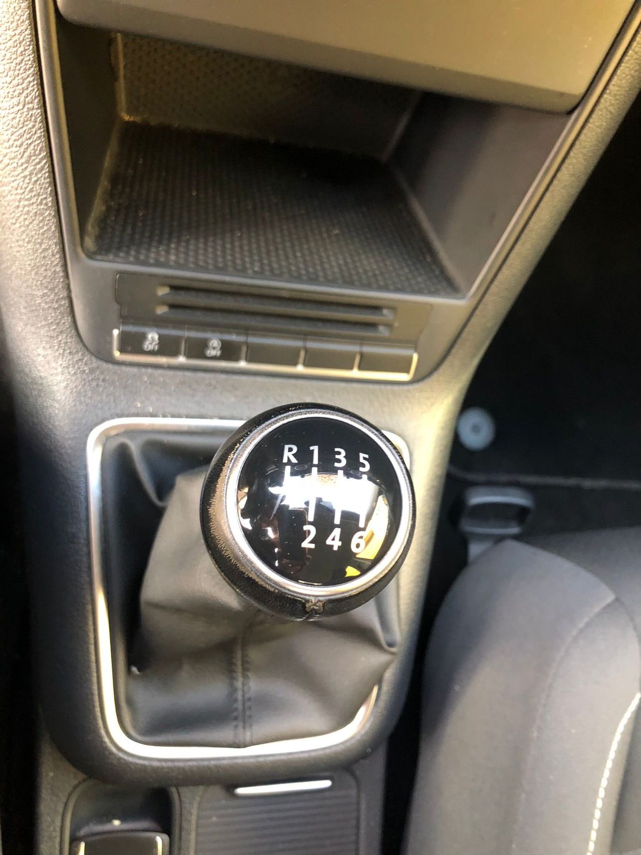 Volkswagen Tiguan 1.4 i 122 cv - Foto 12