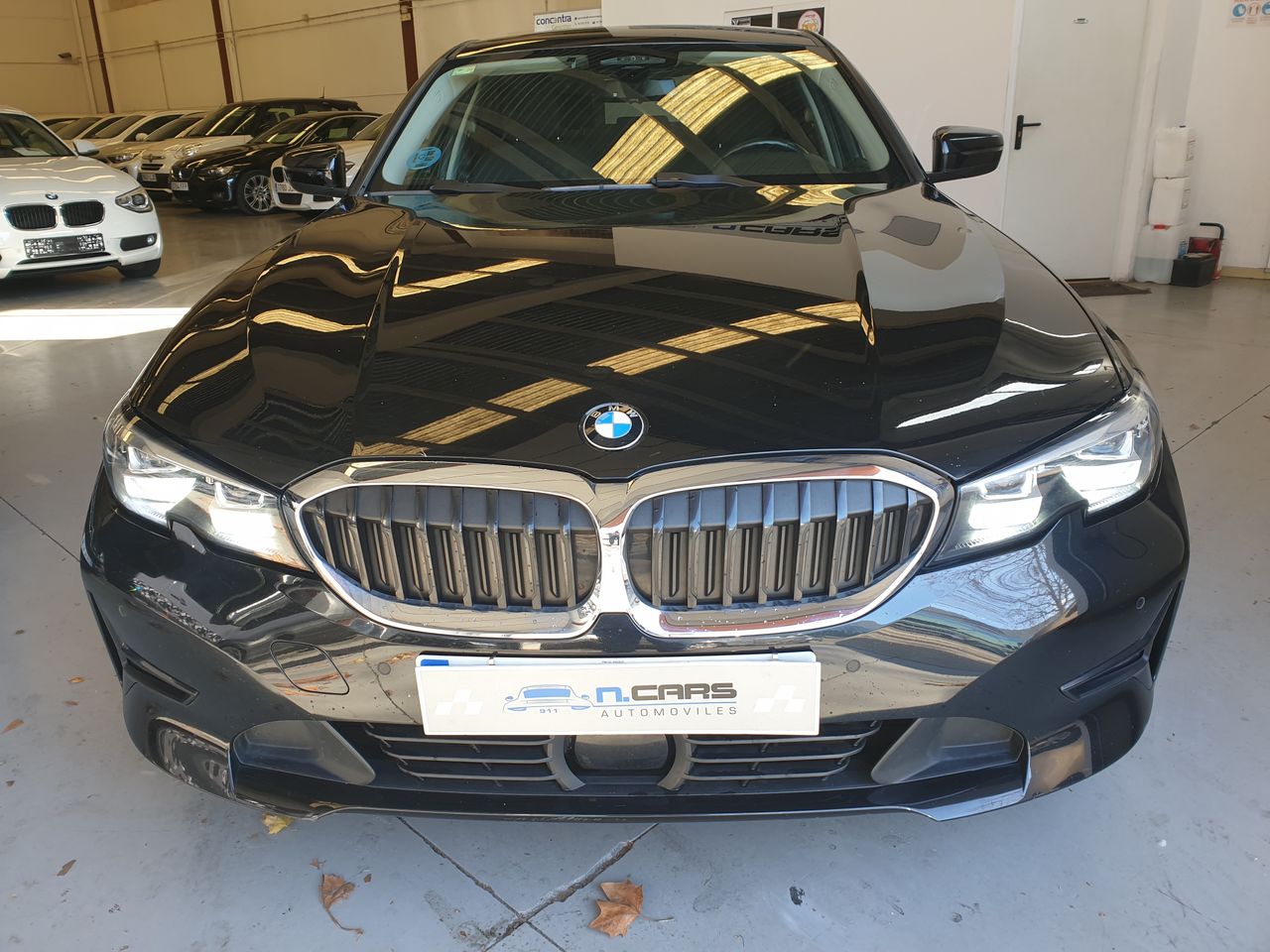 BMW Serie 3 320i Xdrive - Foto 3