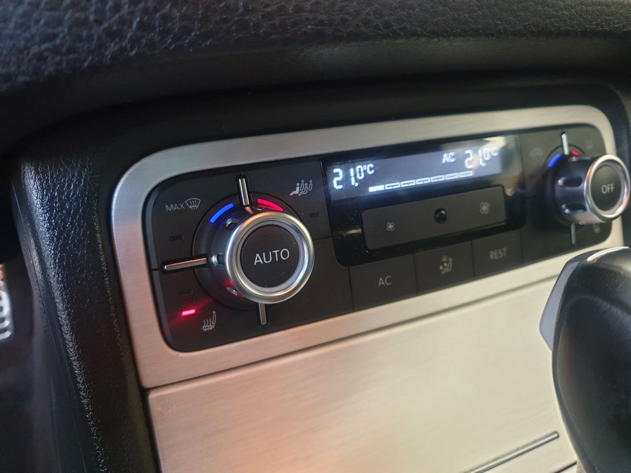 Volkswagen Touareg 3.0 V6 TDI 204 CV BlueMotion Technology - Foto 11