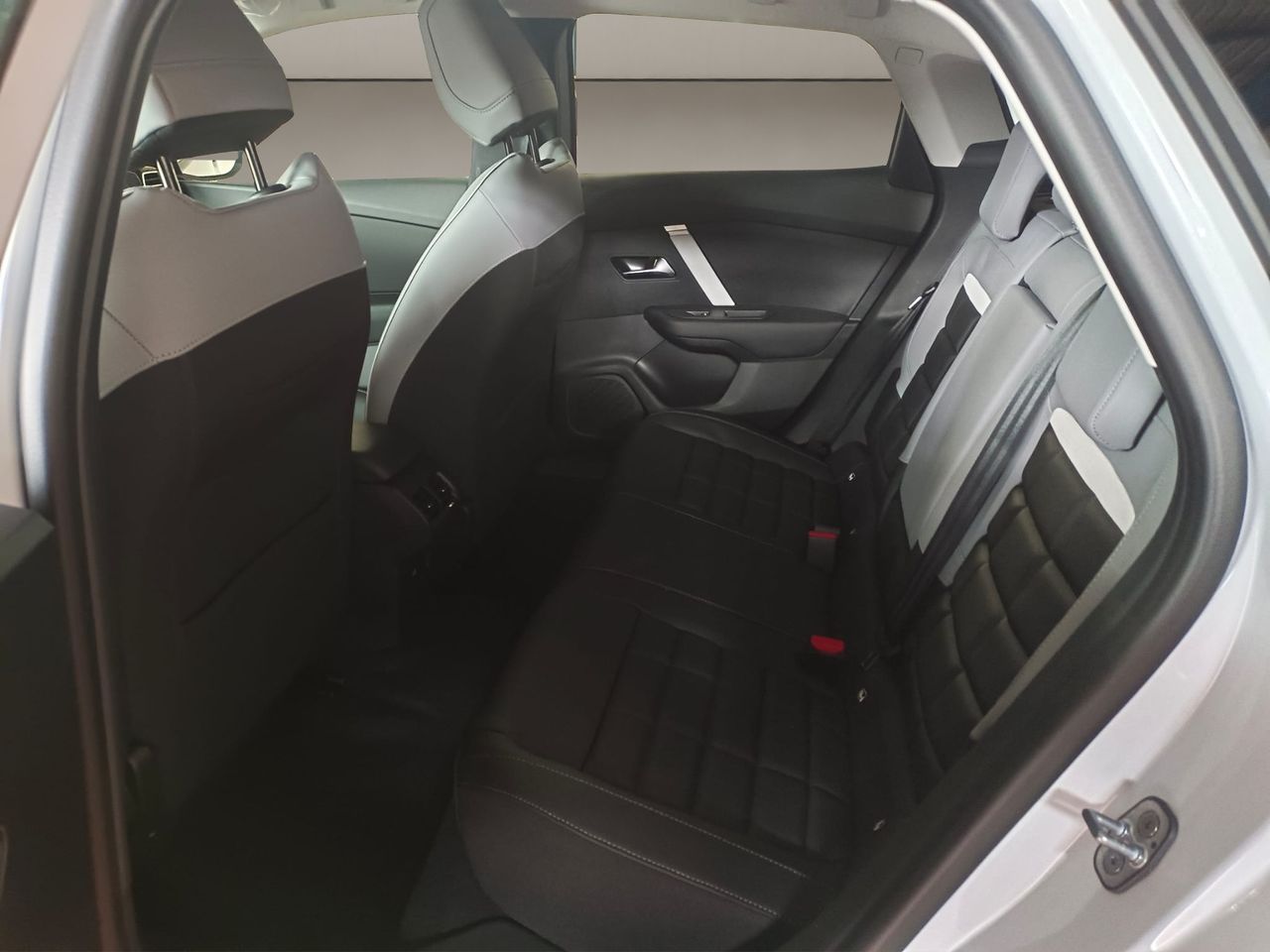 Citroën C4 ë-C4 eléctrico 115kW 54kWh Max - foto 11