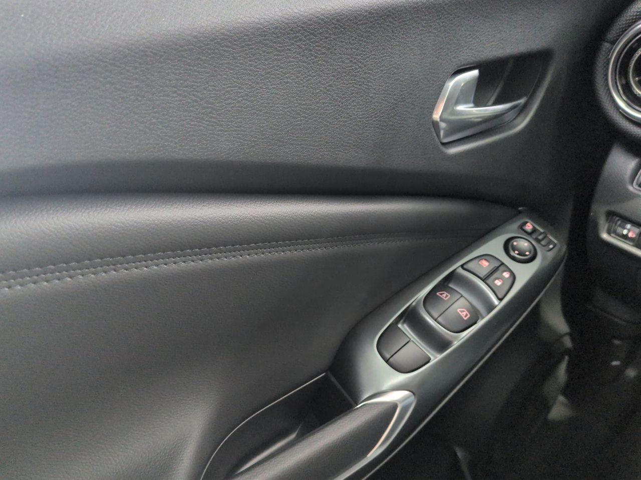 Nissan Juke DIG-T 84 kW (114 CV) 6M/T N-Connecta - foto 15