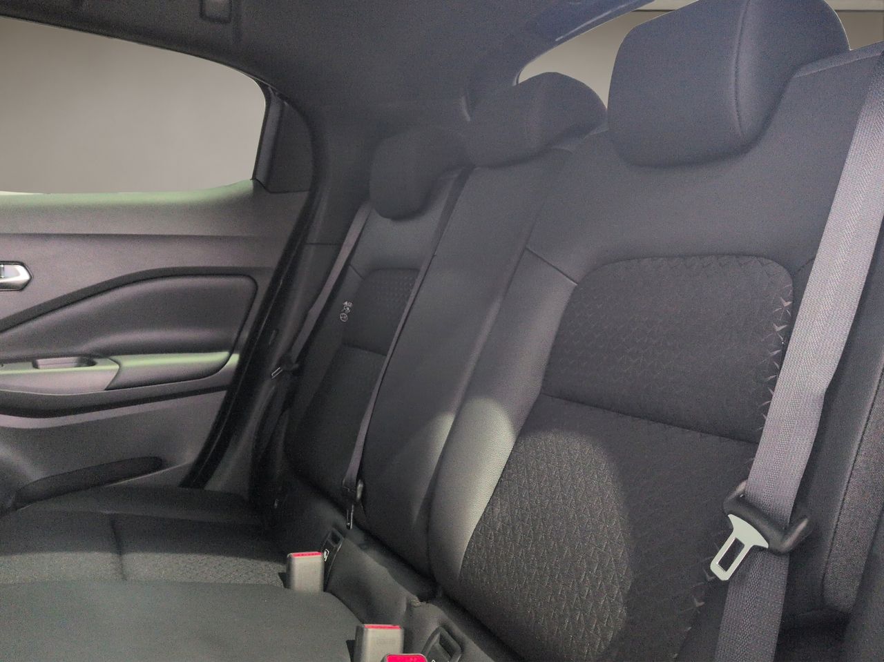 Nissan Juke DIG-T 84 kW (114 CV) 6M/T N-Connecta - foto 11