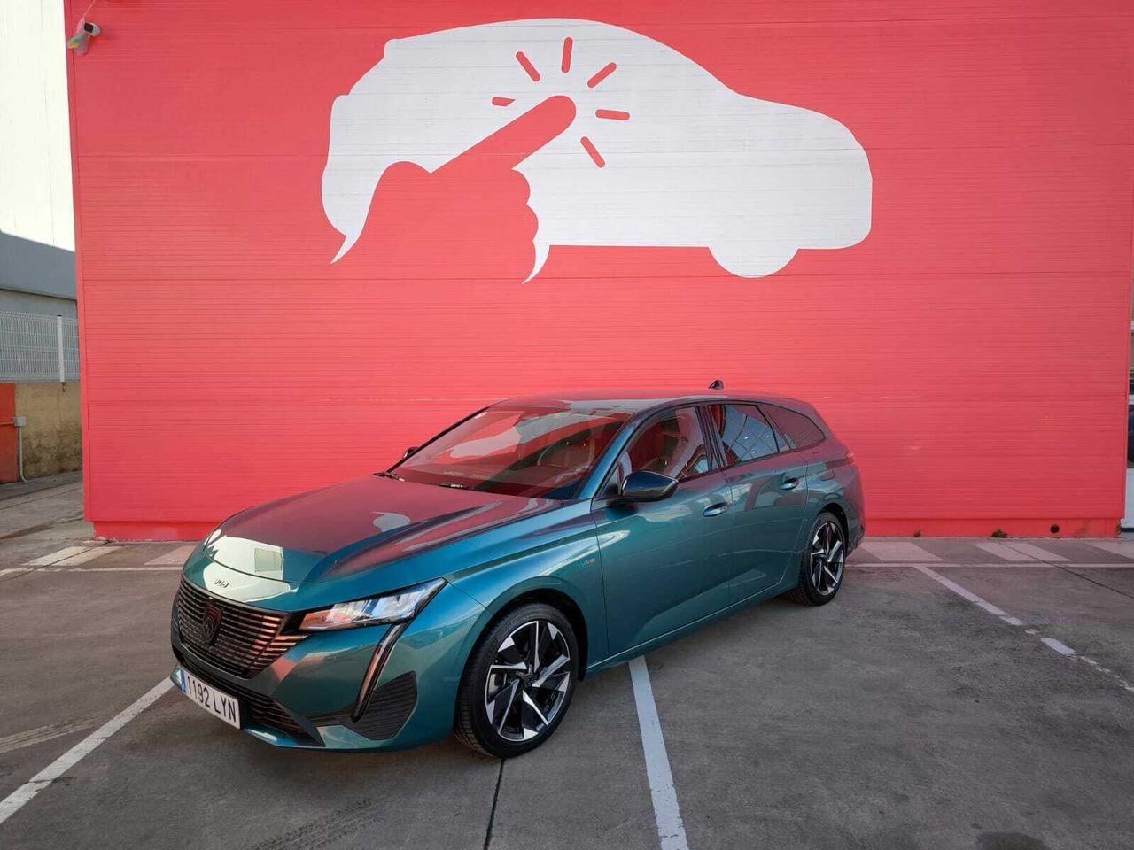 Peugeot 308 1.6 PHEV 180 E-EAT8 ALLURE PACK SW - Foto 4