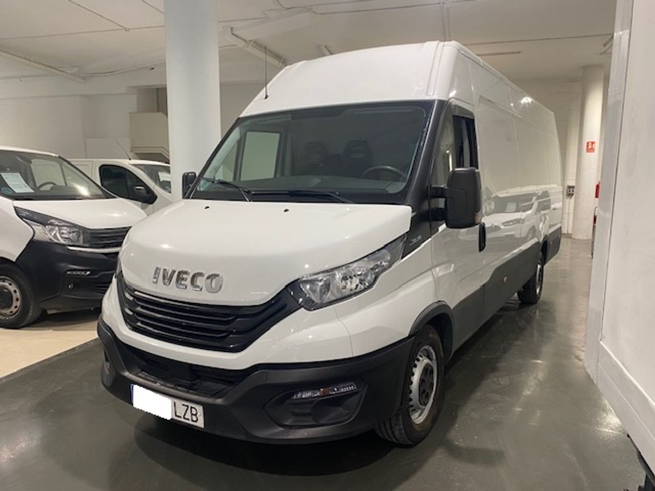 iveco daily 2022 / foto grande (3)