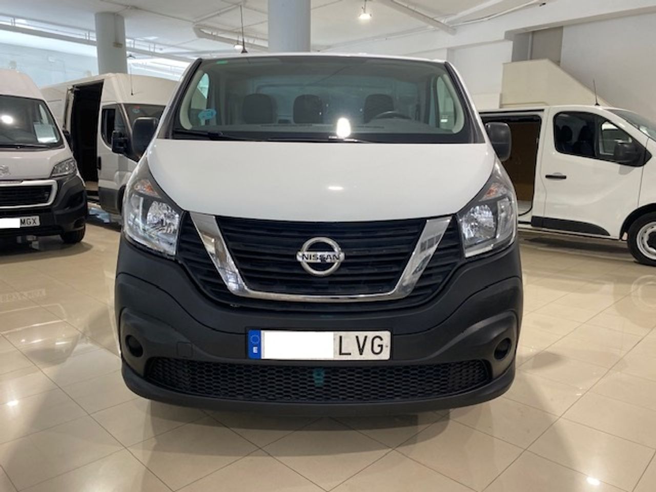 nissan nv300 2021 / foto grande (2)