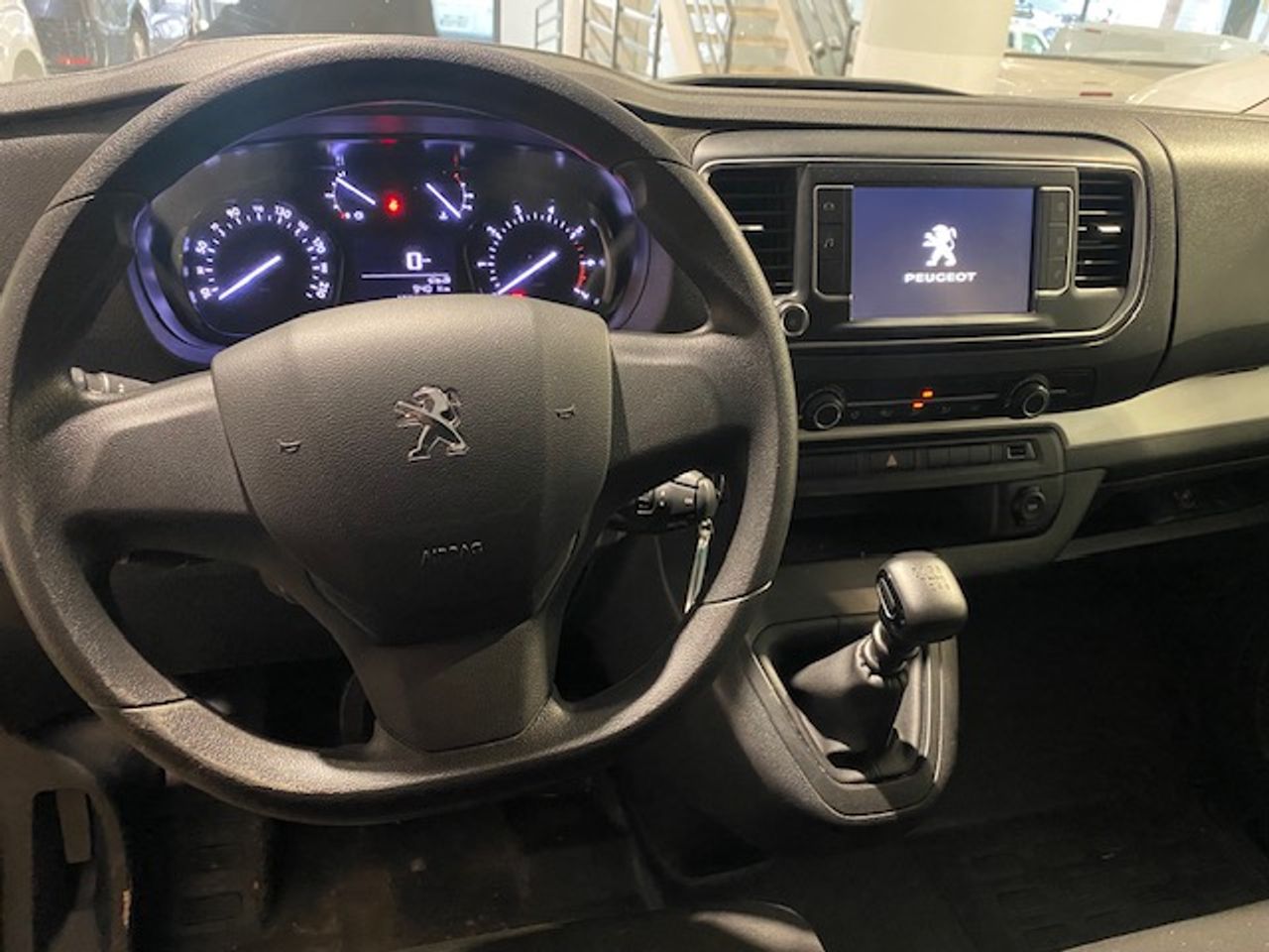 Peugeot Traveller Business BlueHDI 120 S&S Largo - Foto 16