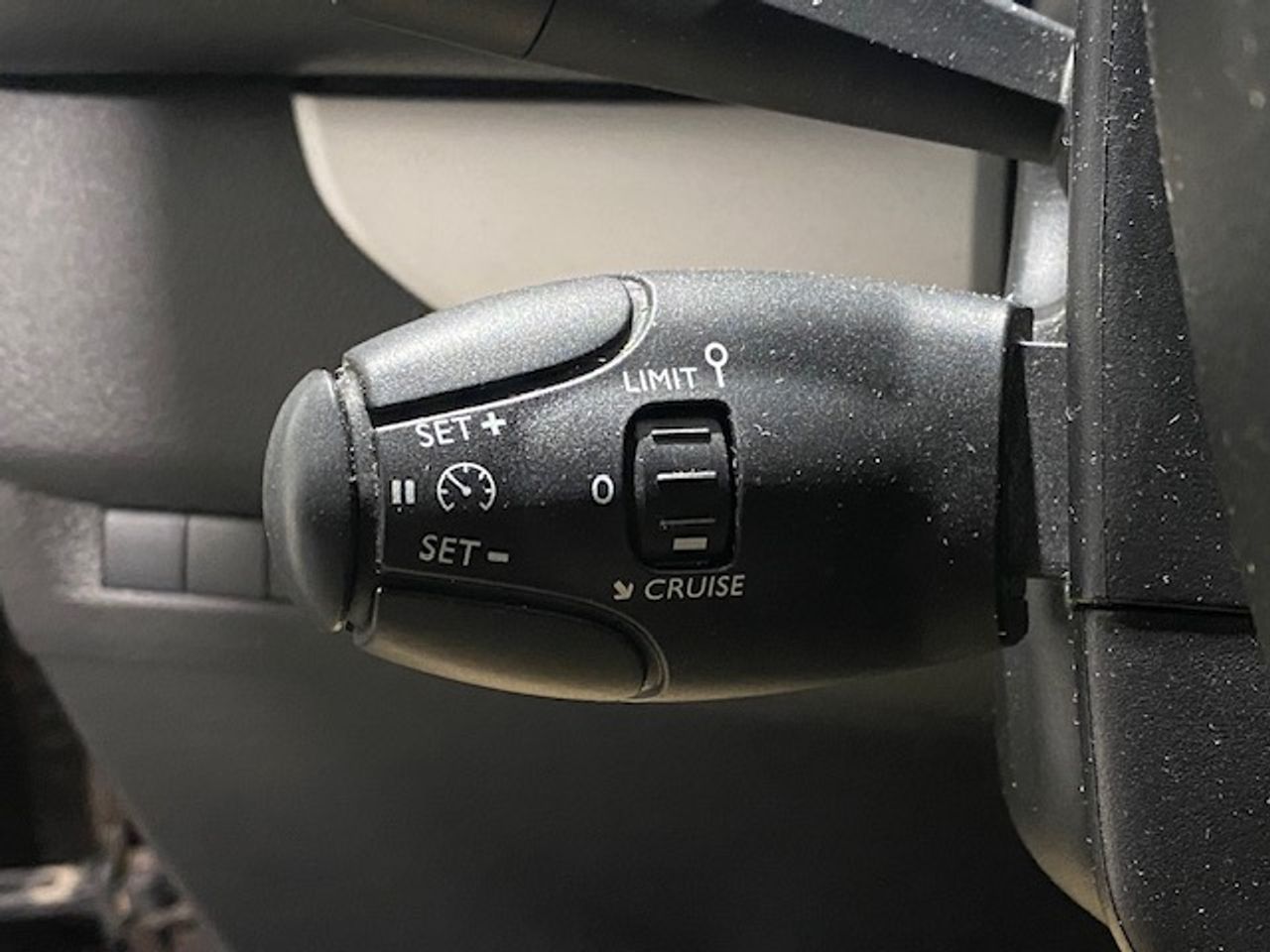 Peugeot Traveller Business BlueHDI 120 S&S Largo - Foto 28