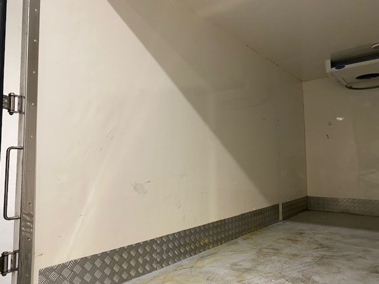 Ford Transit FT 350 Chasis Cabina 2.0 EcoBlue L2 Trend RWD 170cv - Foto 11