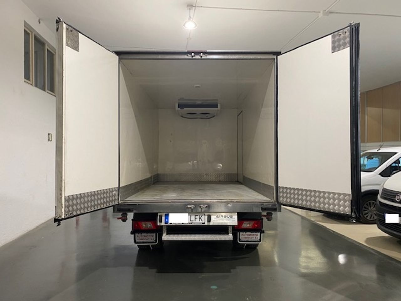 Ford Transit FT 350 Chasis Cabina 2.0 EcoBlue L2 Trend RWD 170cv - Foto 10