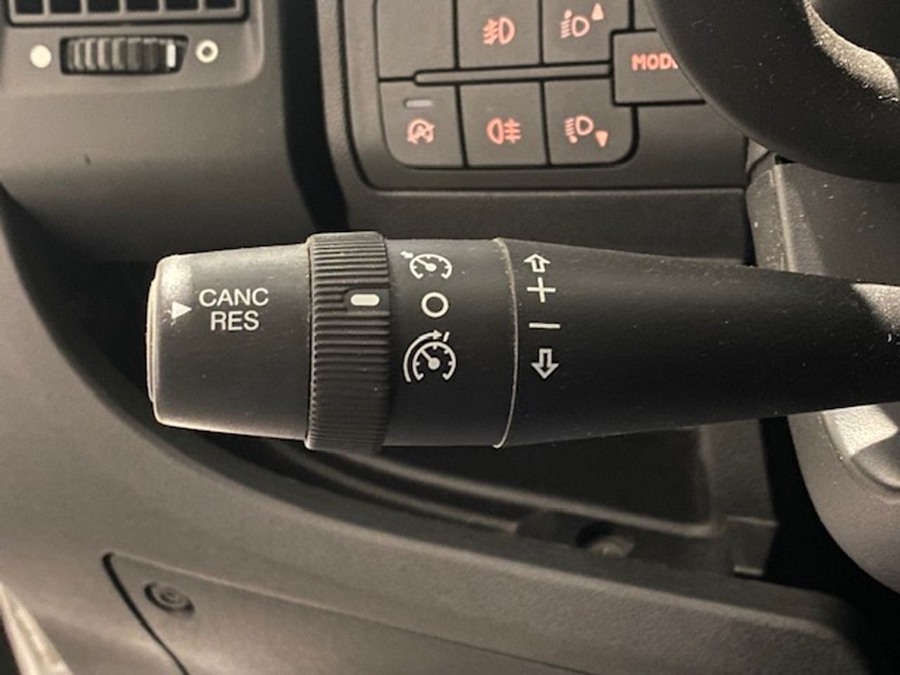 Citroën Jumper Furgon 35 L3H2 BlueHDi 103KW 140CV - GARANTIA FÁBRICA 09/2025 - Foto 29