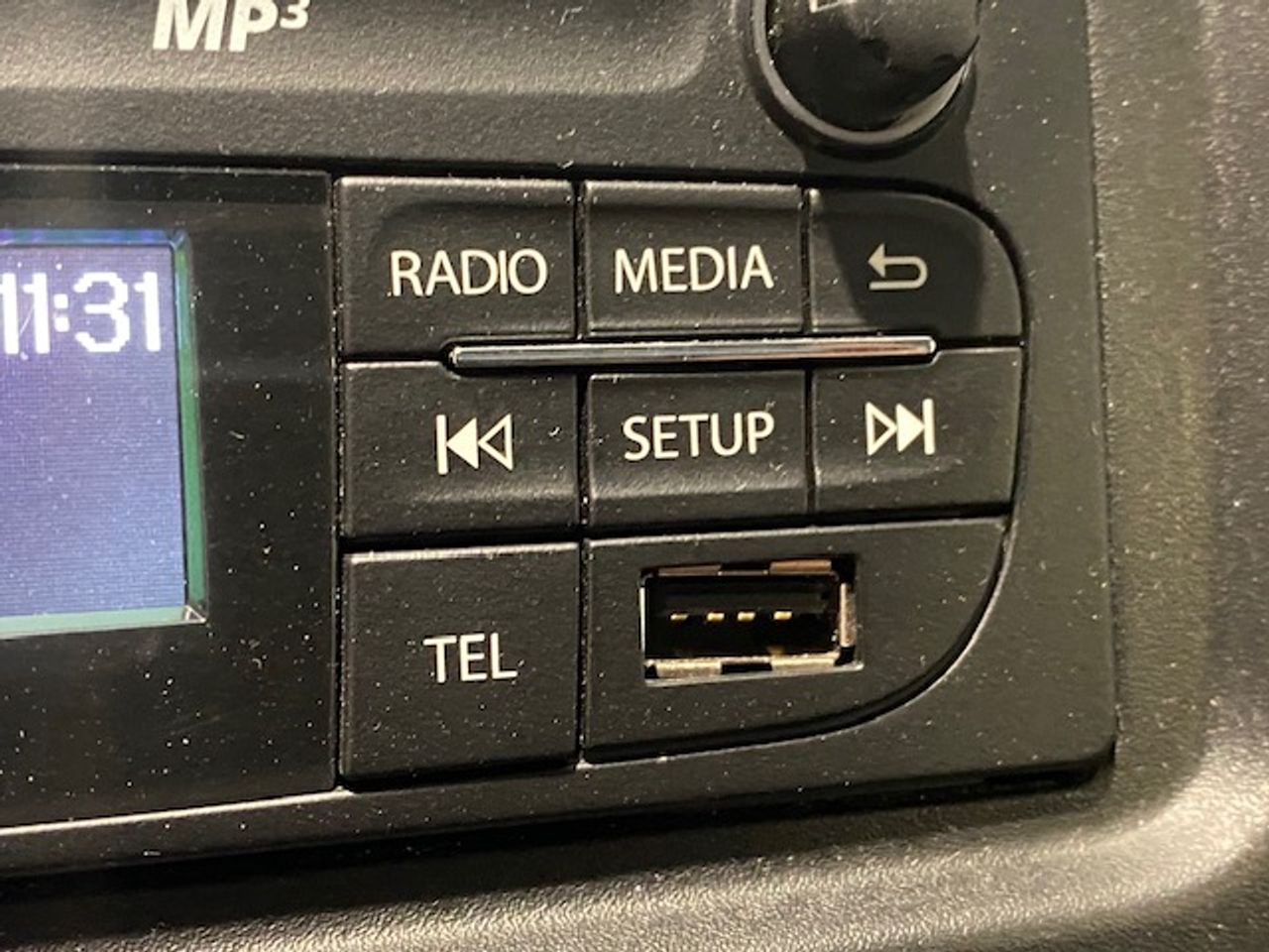 Nissan NV300 Furgón 2.0dCi L2H1 1.2T Comfort 120cv - GARANTIA FÁBRICA 03/2025 - Foto 19