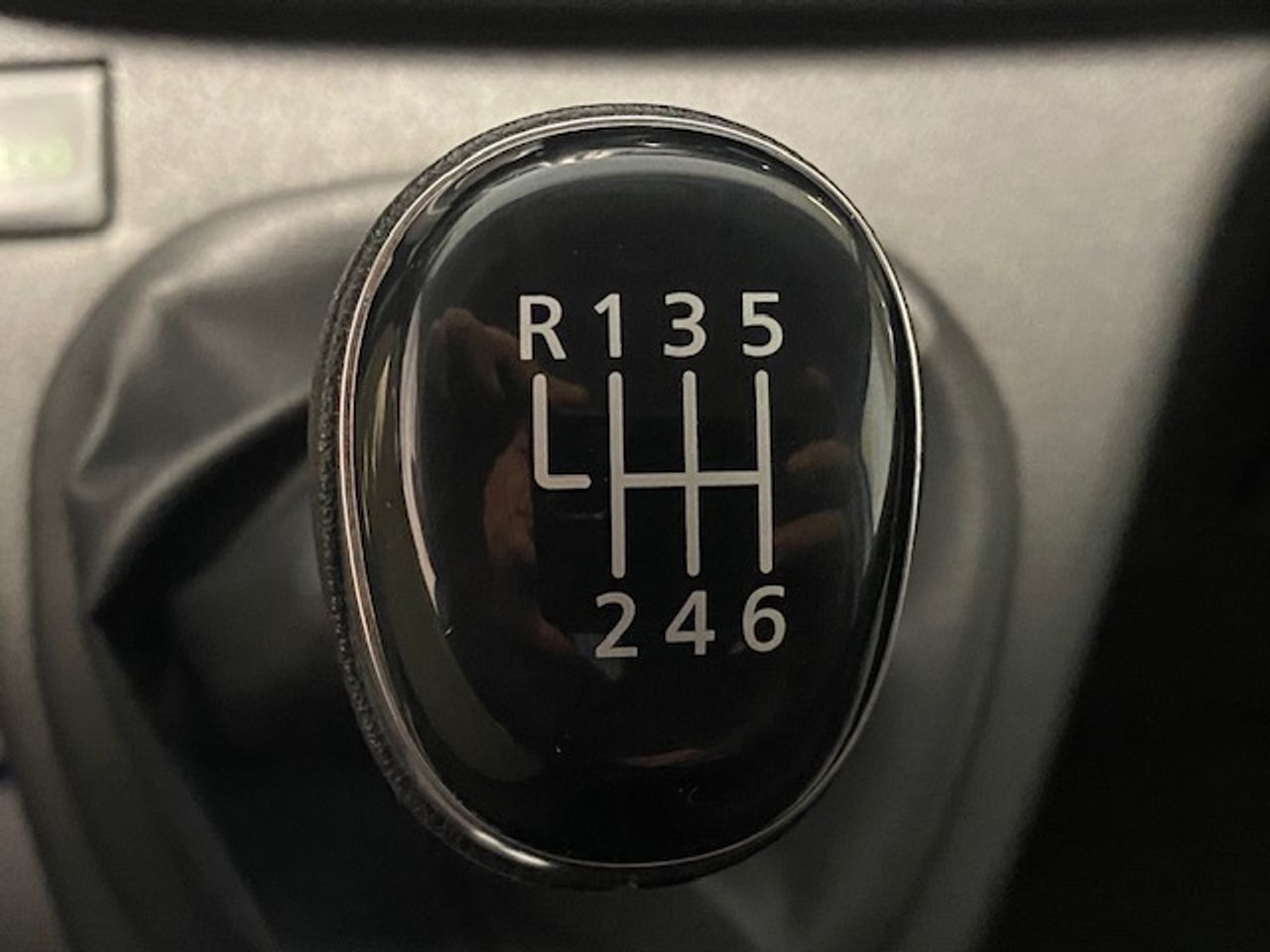 Nissan NV300 Furgón 2.0dCi L2H1 1.2T Comfort 120cv - GARANTIA FÁBRICA 03/2025 - Foto 21