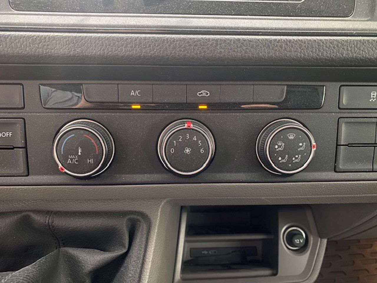 Volkswagen Crafter 35 Furgon BL TA L4H3 2.0TDI 130kW 177CV - GARANTIA FÁBRICA 03/2026 - Foto 20